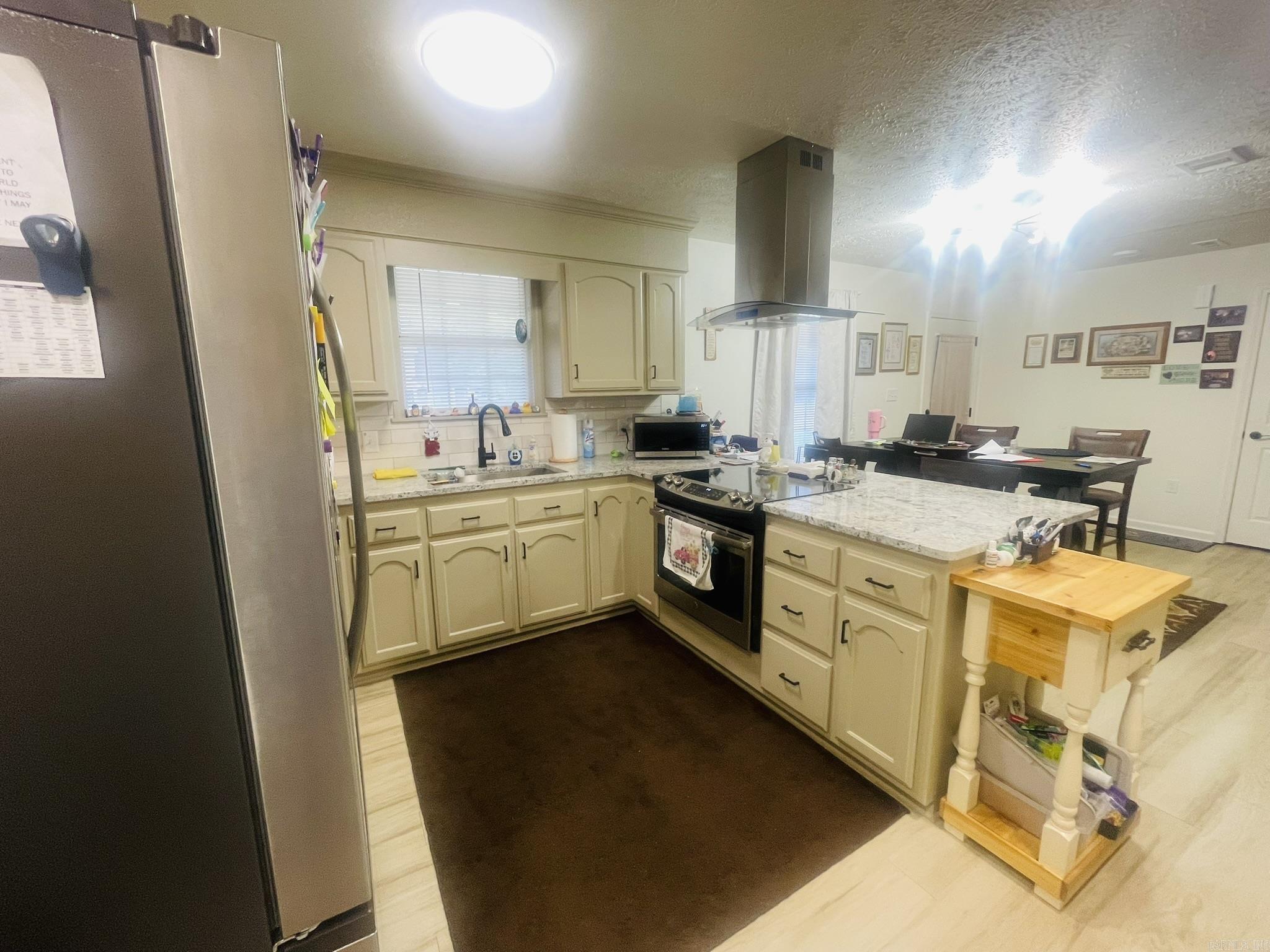 River Oaks - Residential