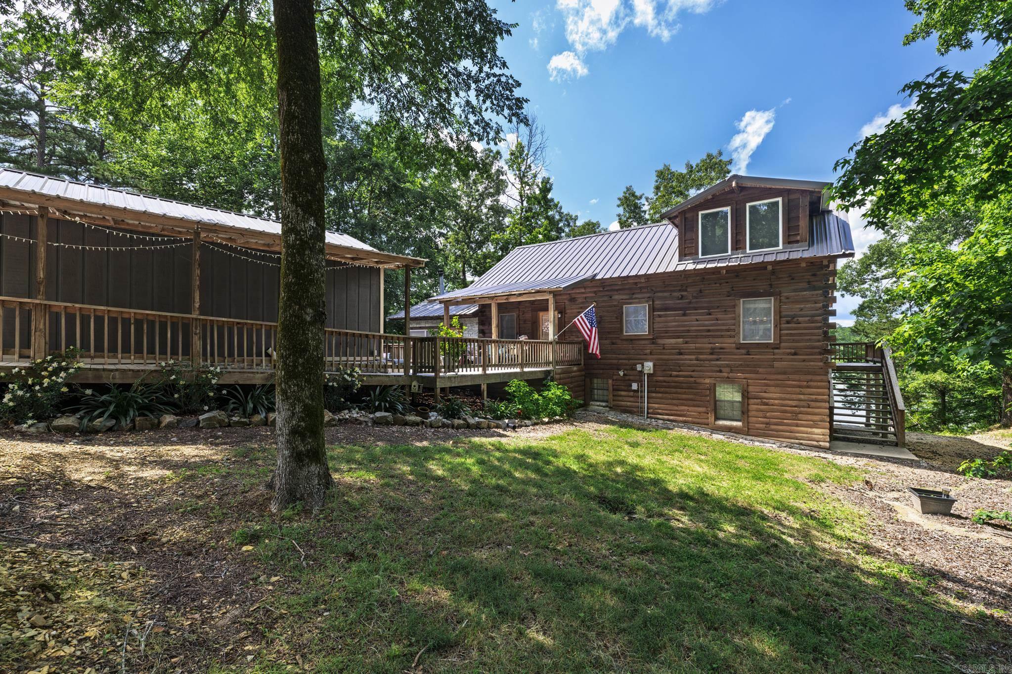 LA HO HEIGHTS - Residential