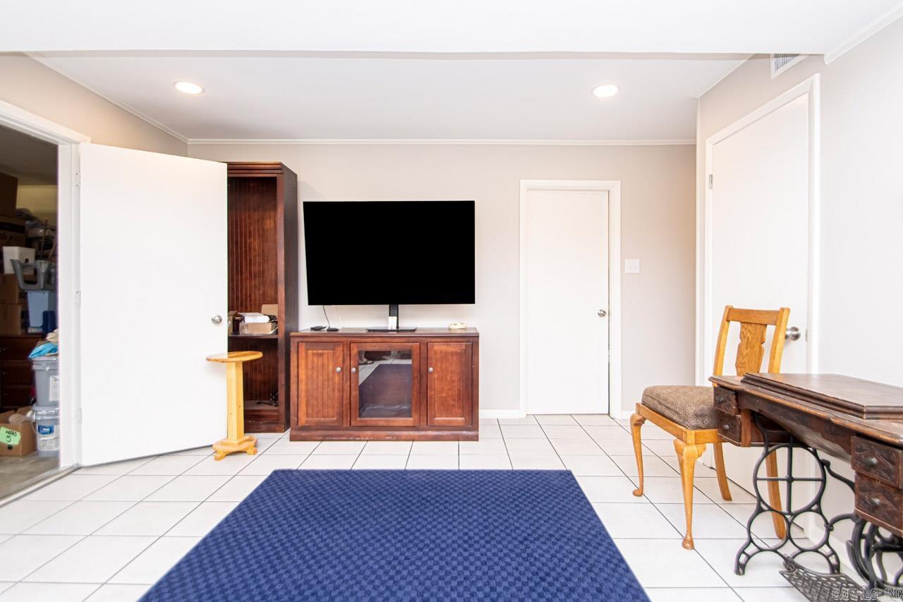 H P MERRITTS ADDN - Residential