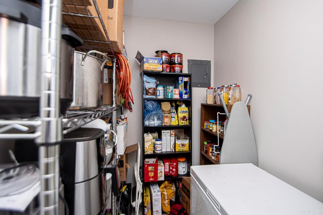 H P MERRITTS ADDN - Residential