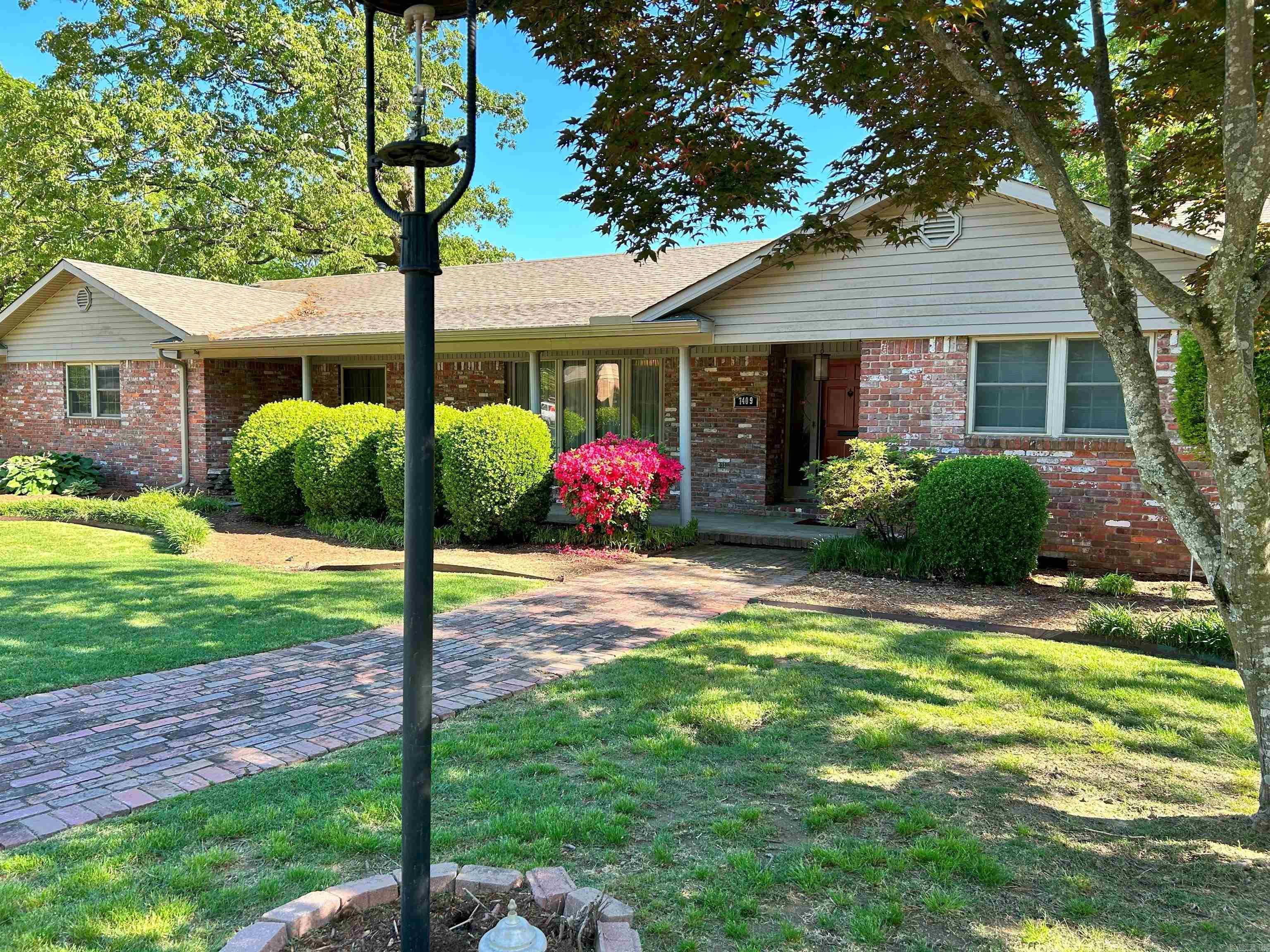 BRIARWOOD - Residential