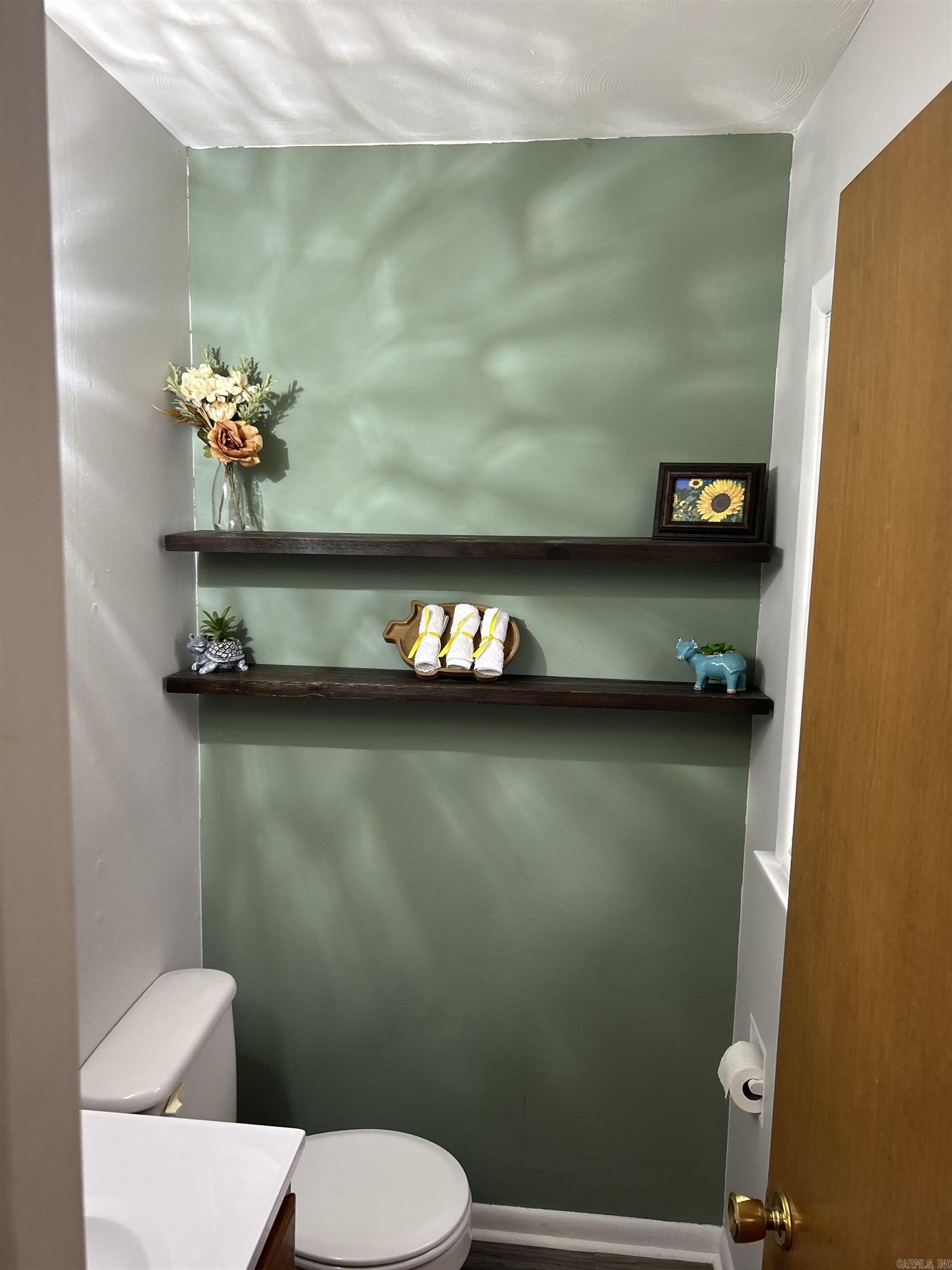 Dakota Second - Residential