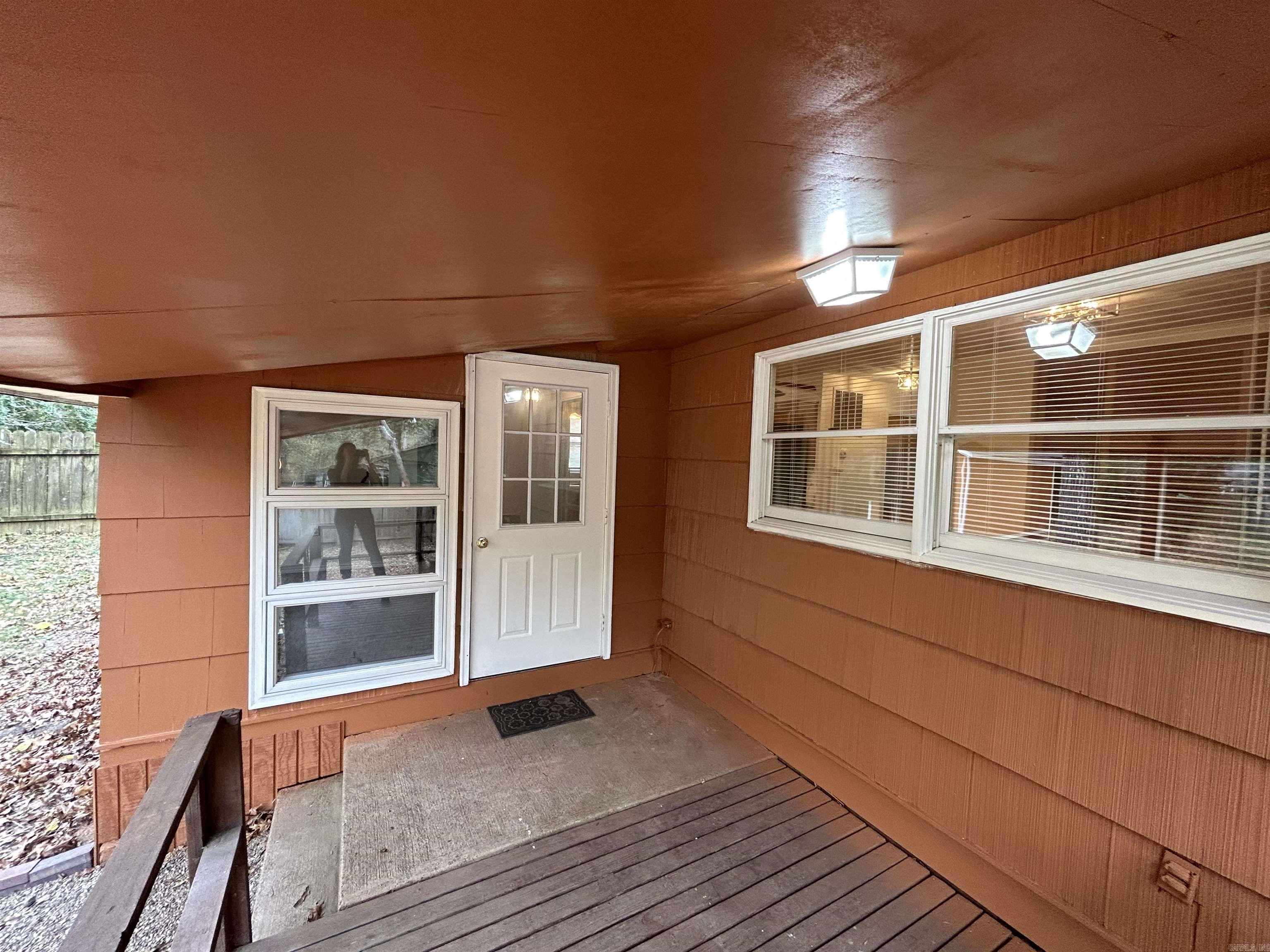 Dakota Second - Residential