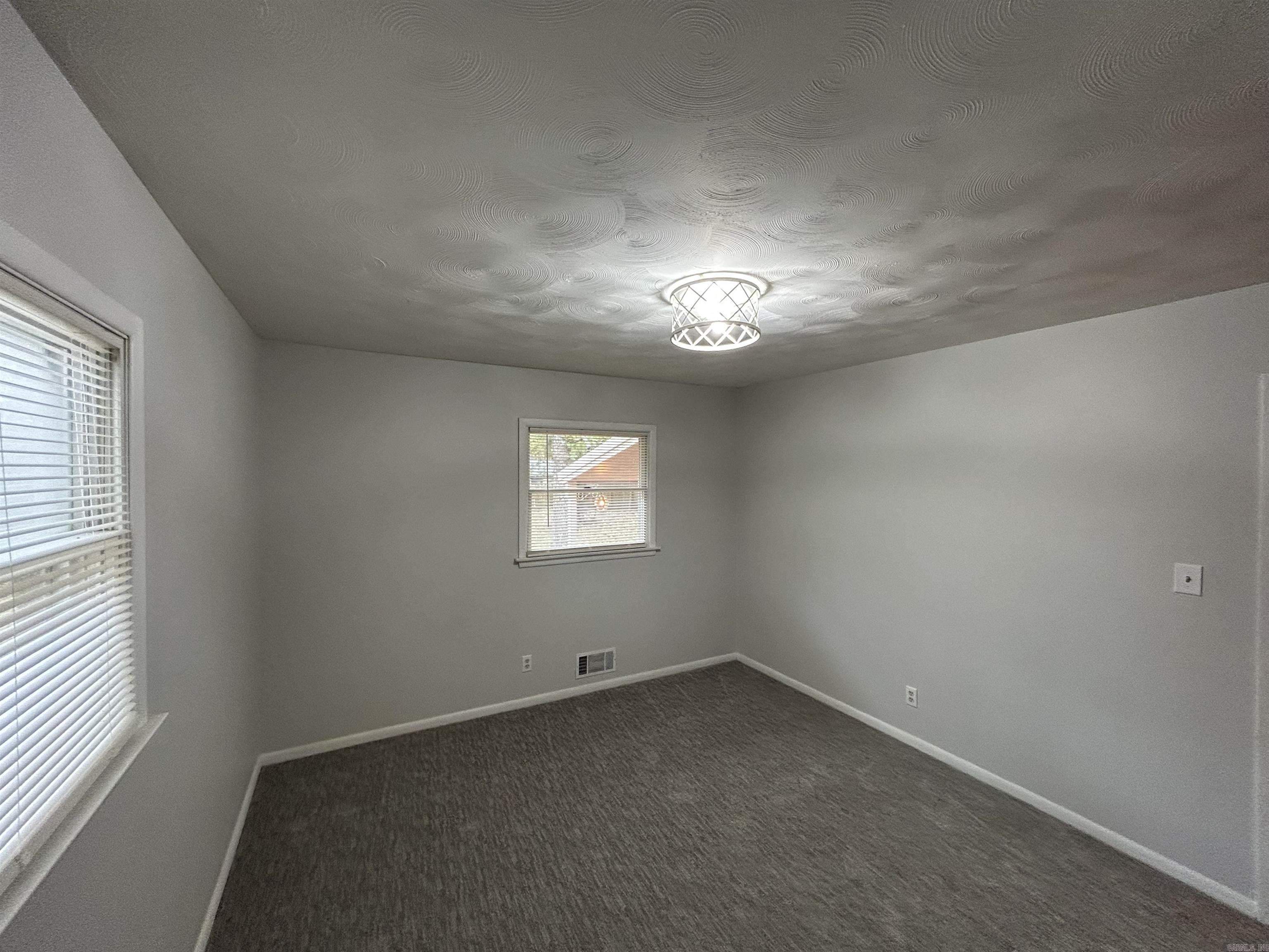 Dakota Second - Residential