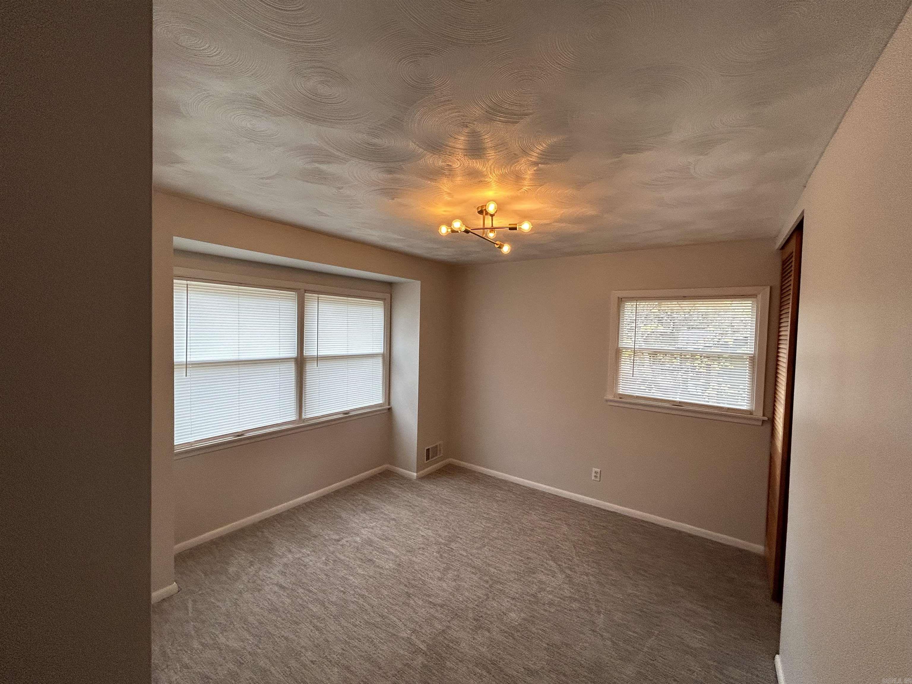 Dakota Second - Residential