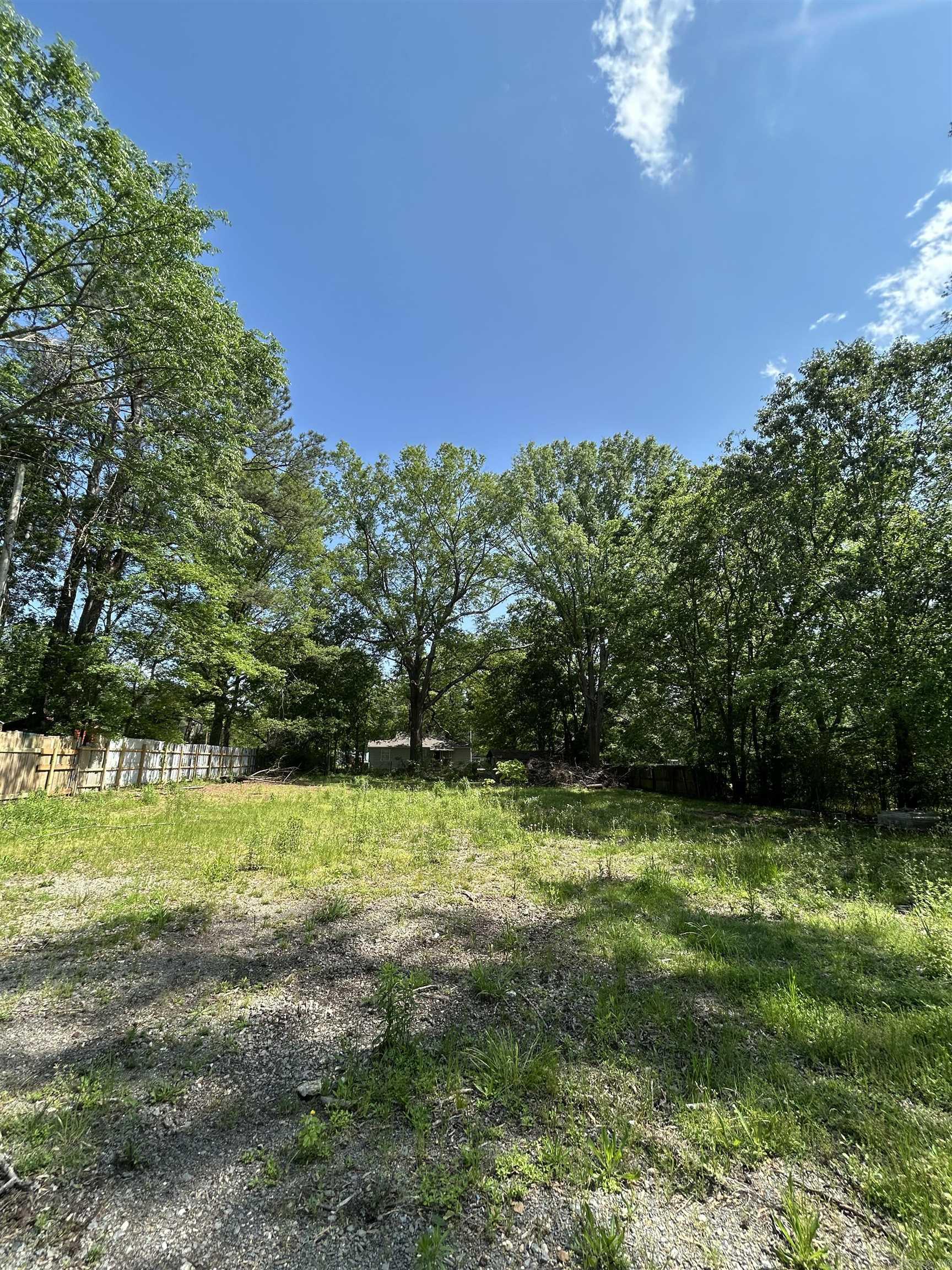 Vacant residential lot located in the heart of Mabelvale. The lot is level and clear. The property once had a home, so utilities are already on the lot. Possibility of rezoning for a commercial lot.