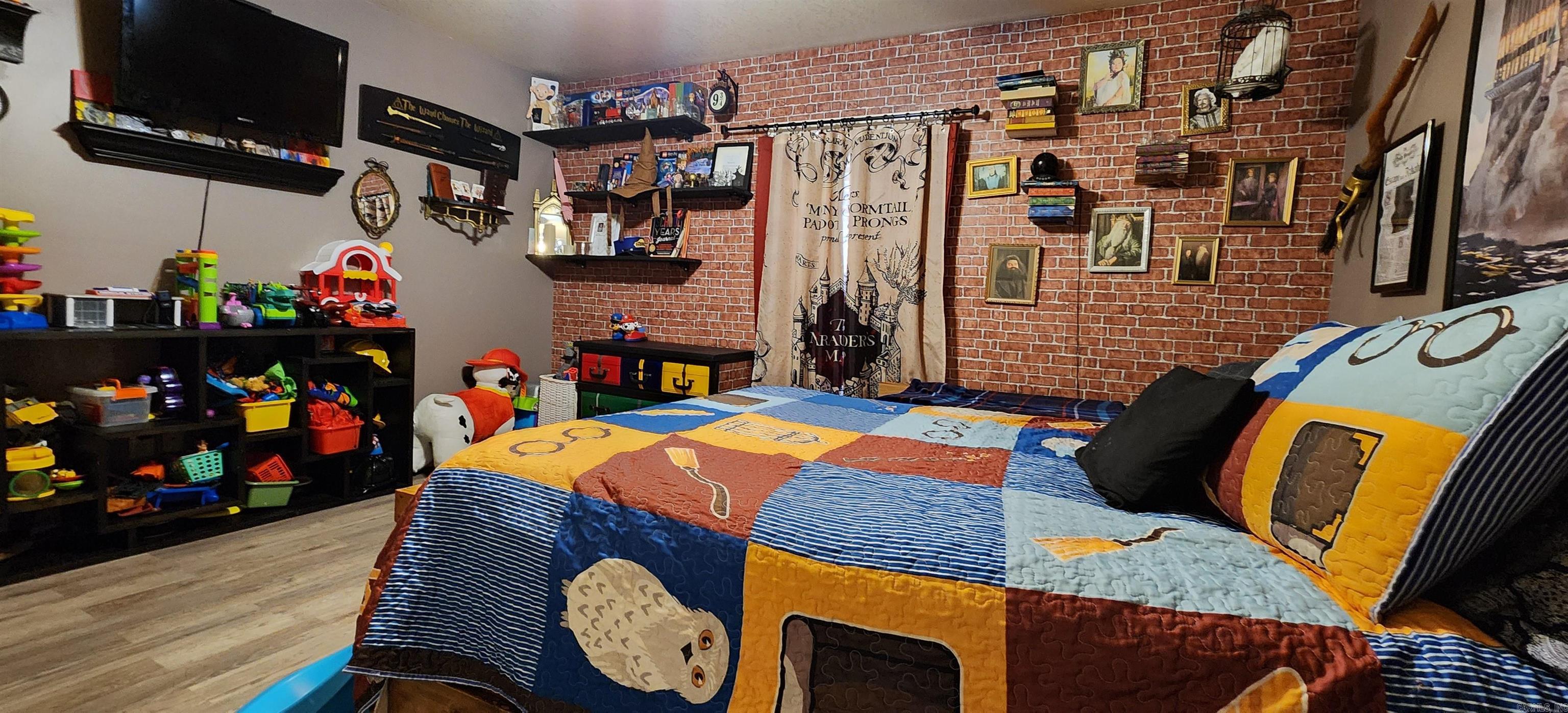 OAKWOOD SUBDIVISION - Residential