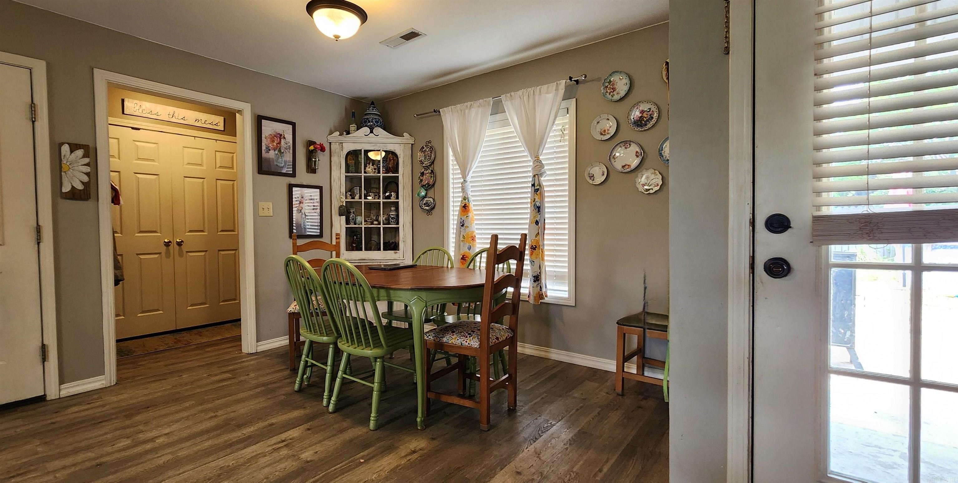 OAKWOOD SUBDIVISION - Residential