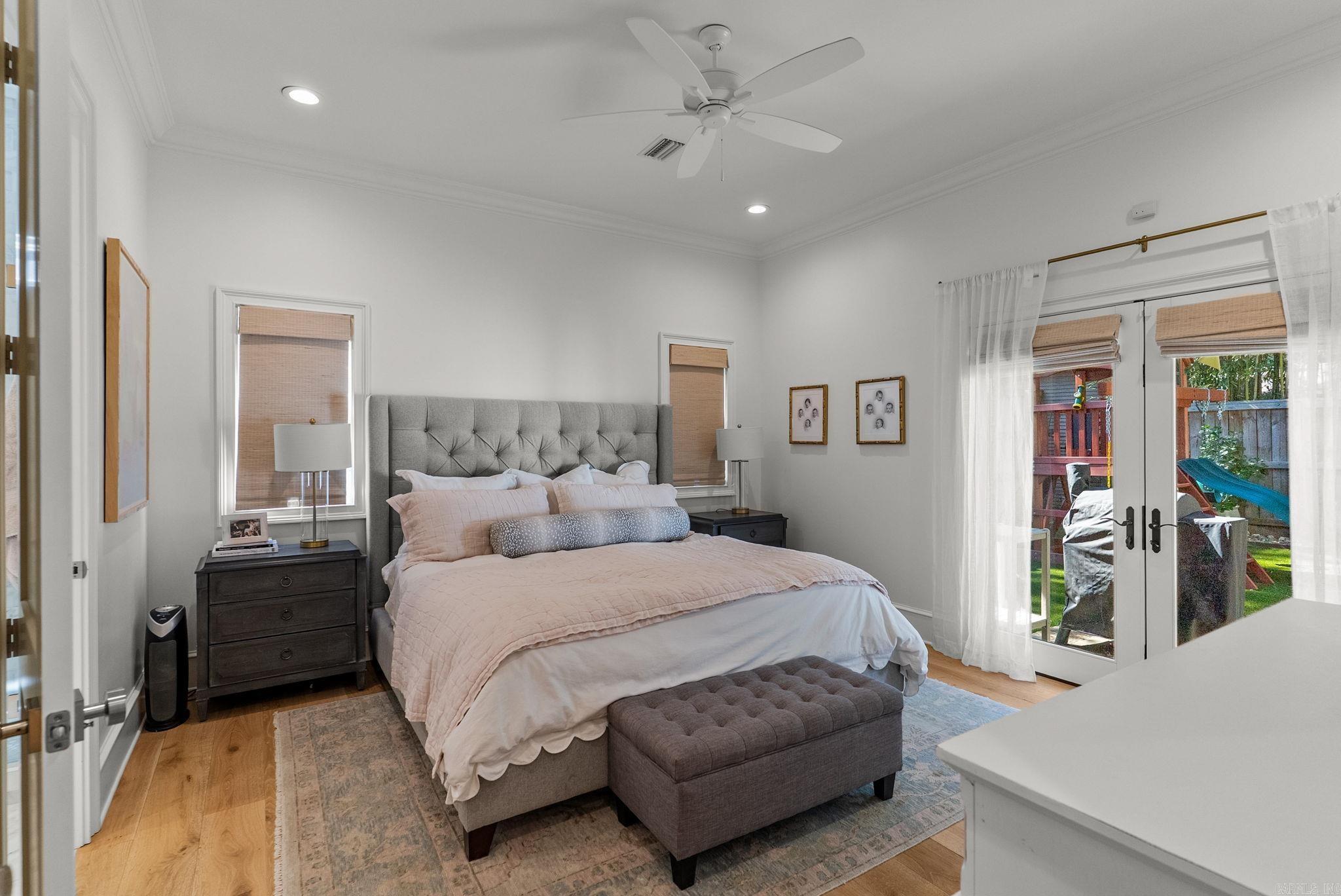 NEWTONS - Residential