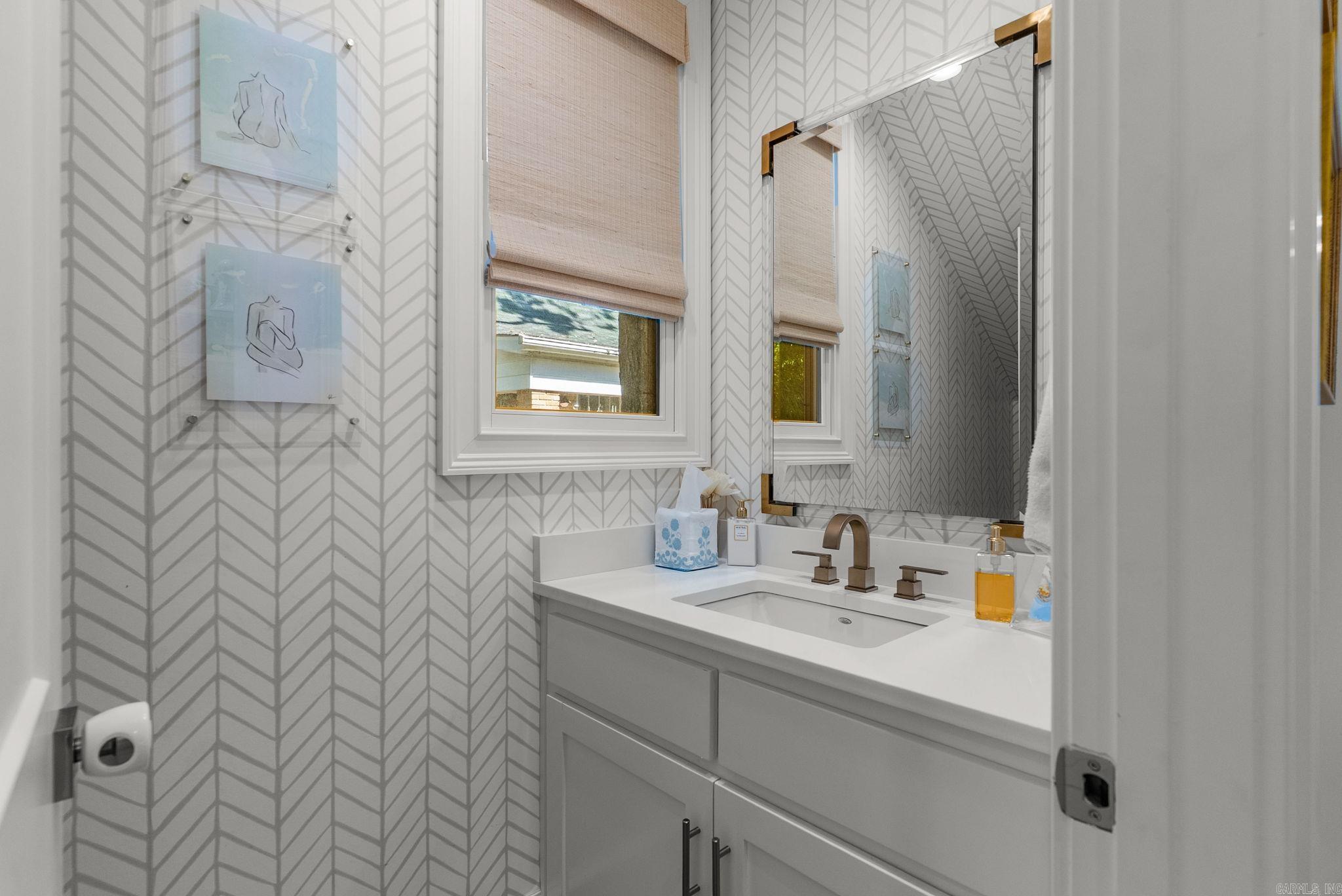 NEWTONS - Residential