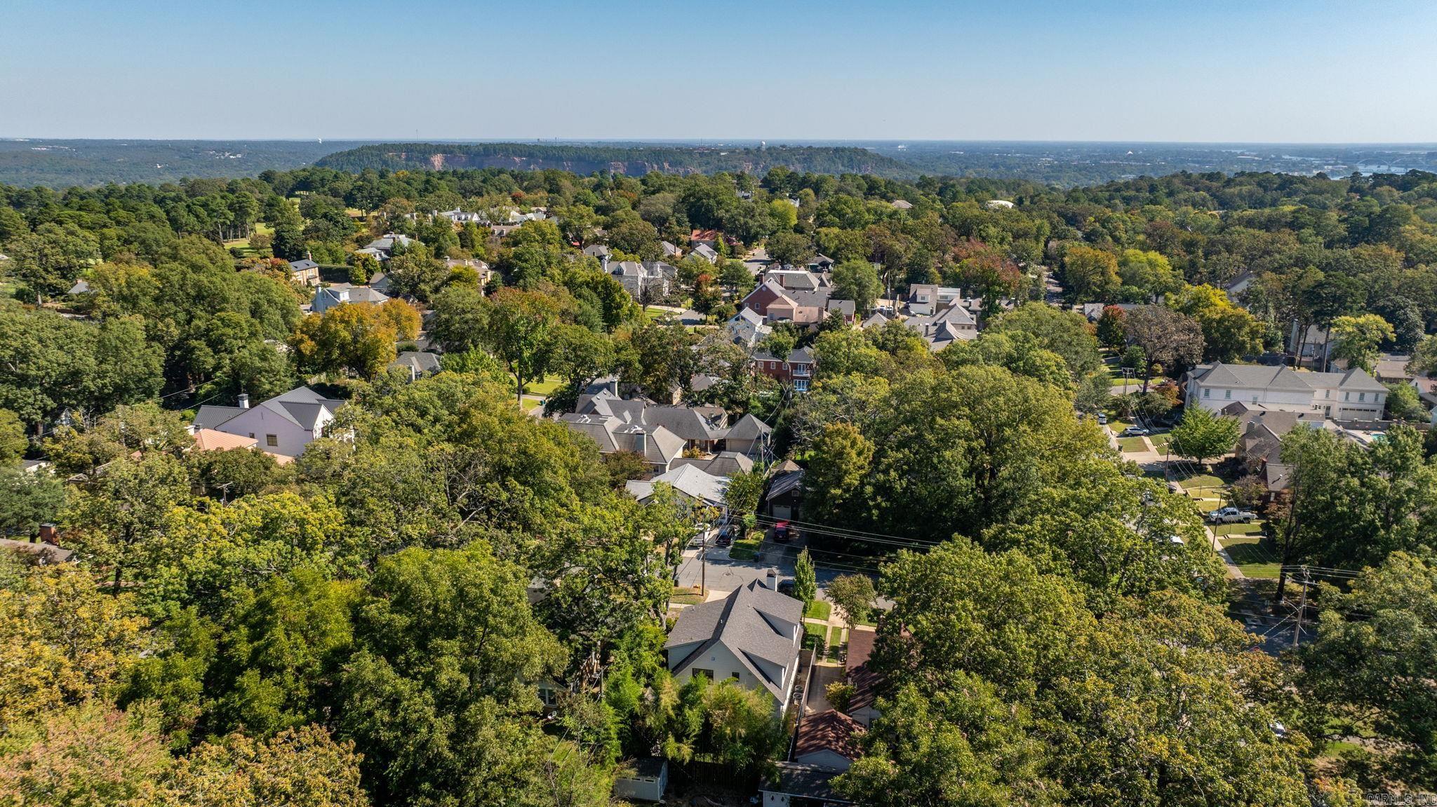NEWTONS - Residential