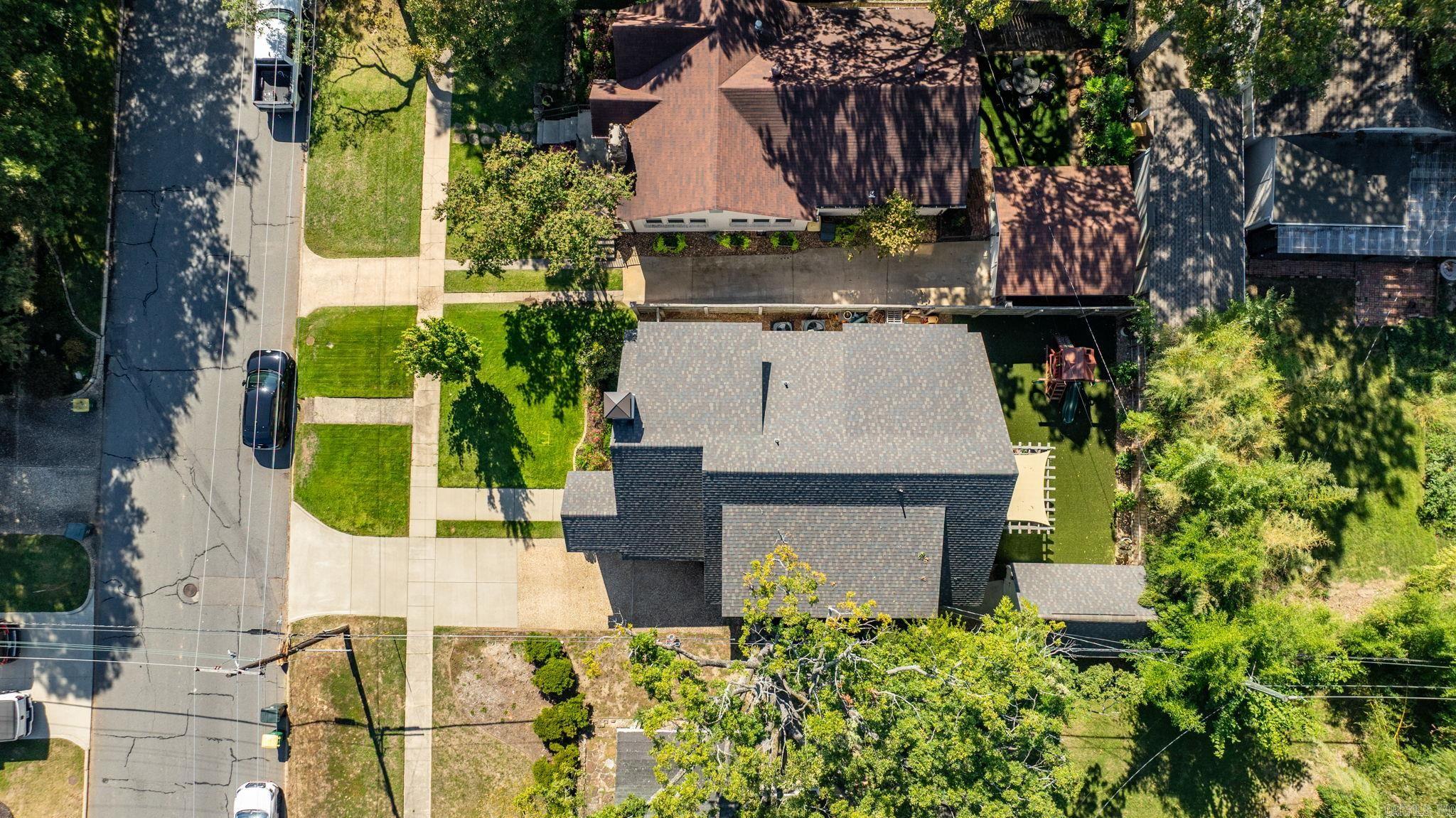 NEWTONS - Residential