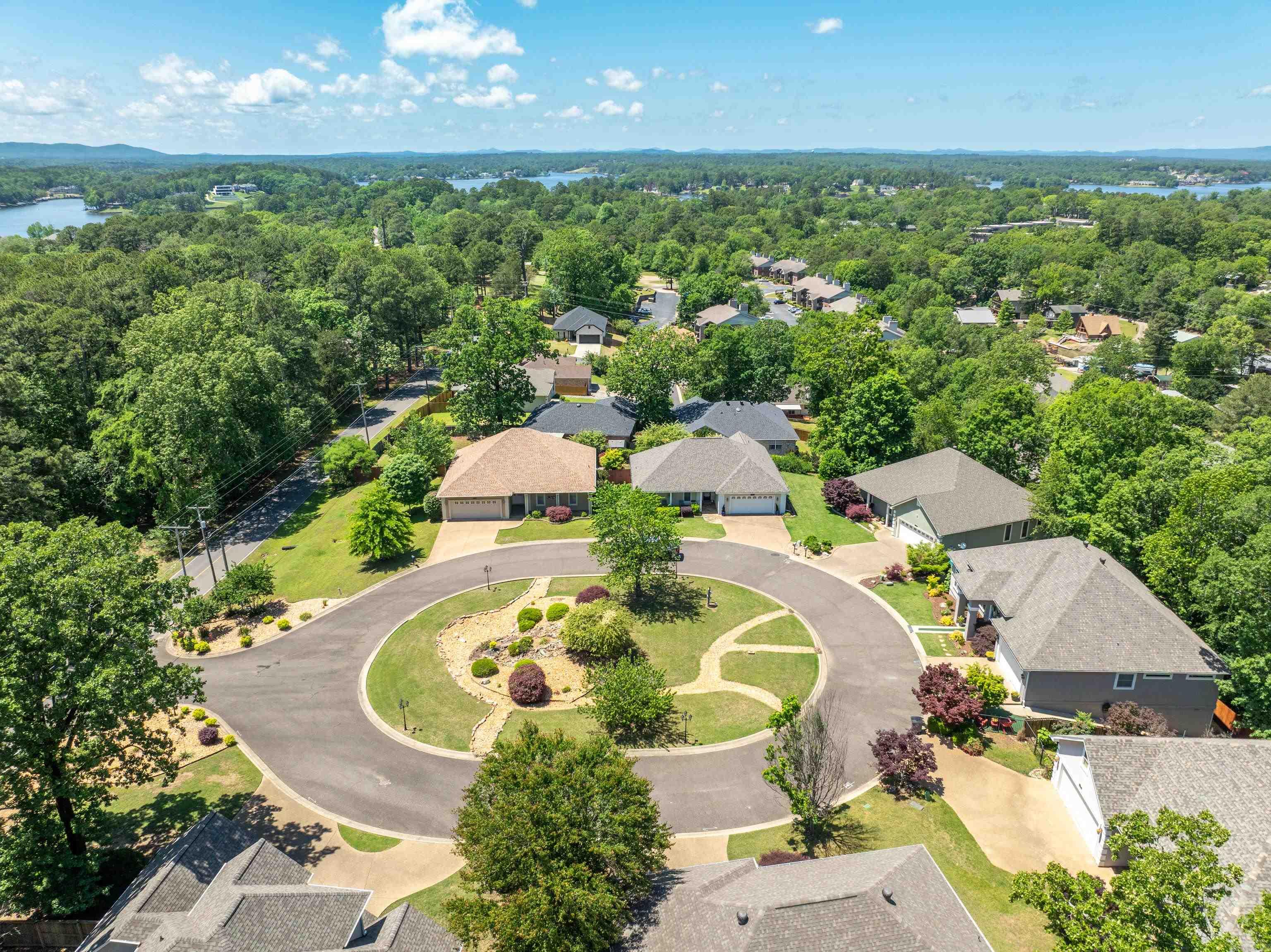 BAYHILL - Residential