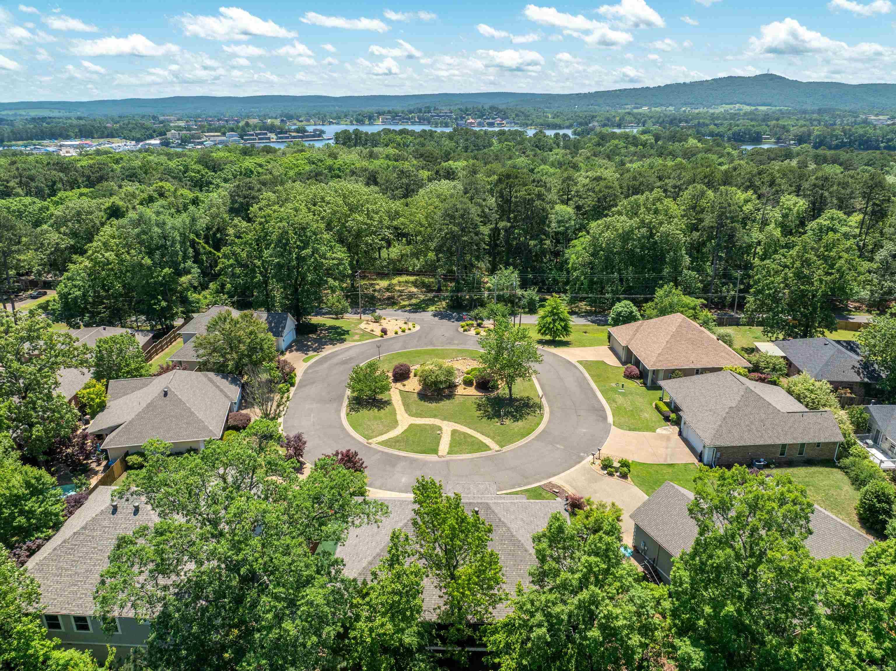BAYHILL - Residential
