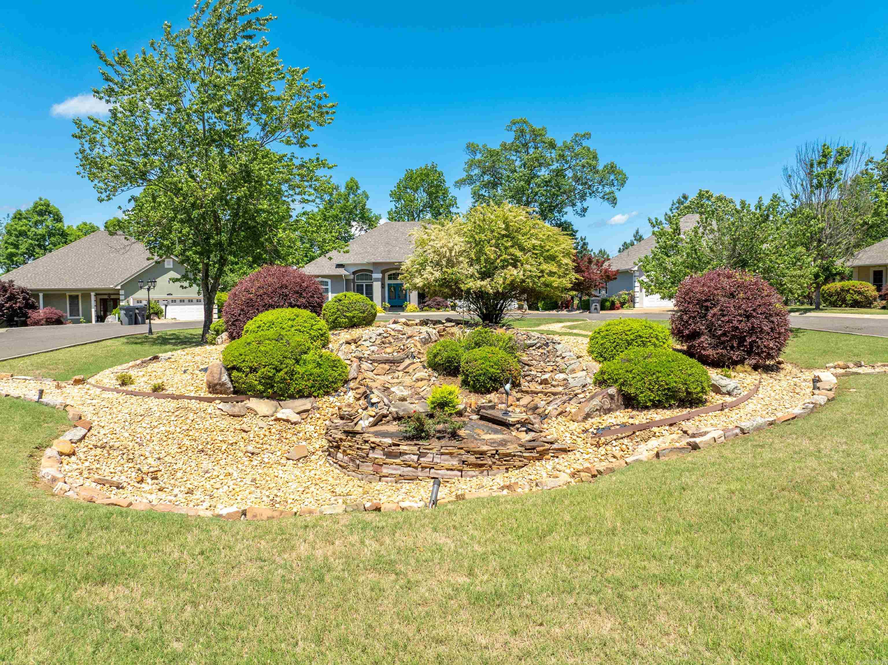 BAYHILL - Residential