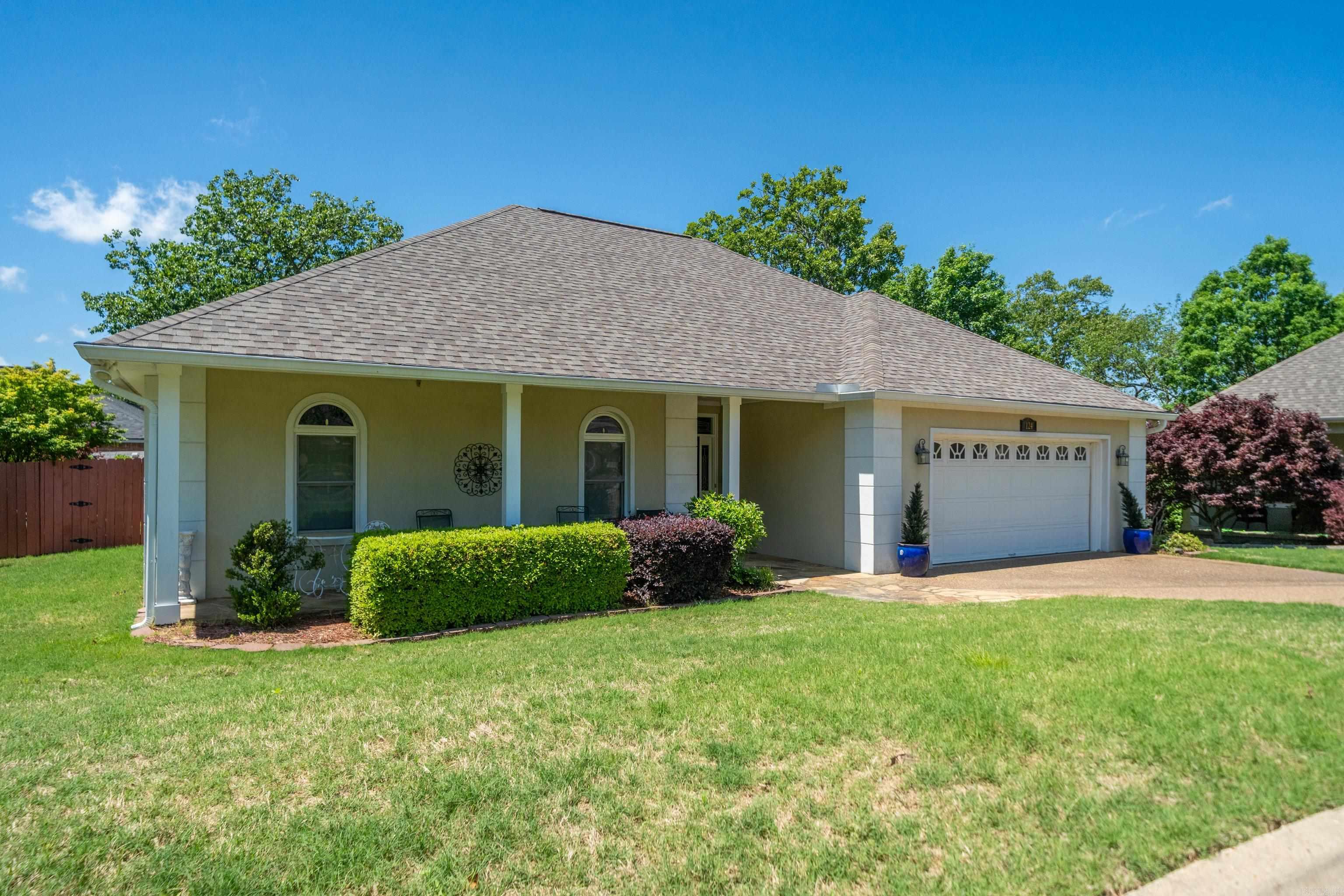 BAYHILL - Residential