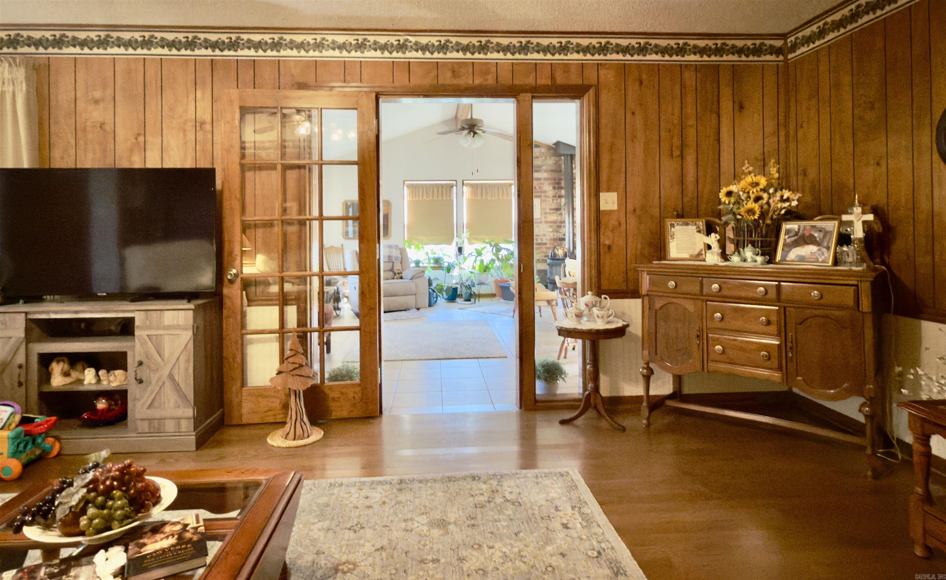 HIDDEN VALLEY - Residential