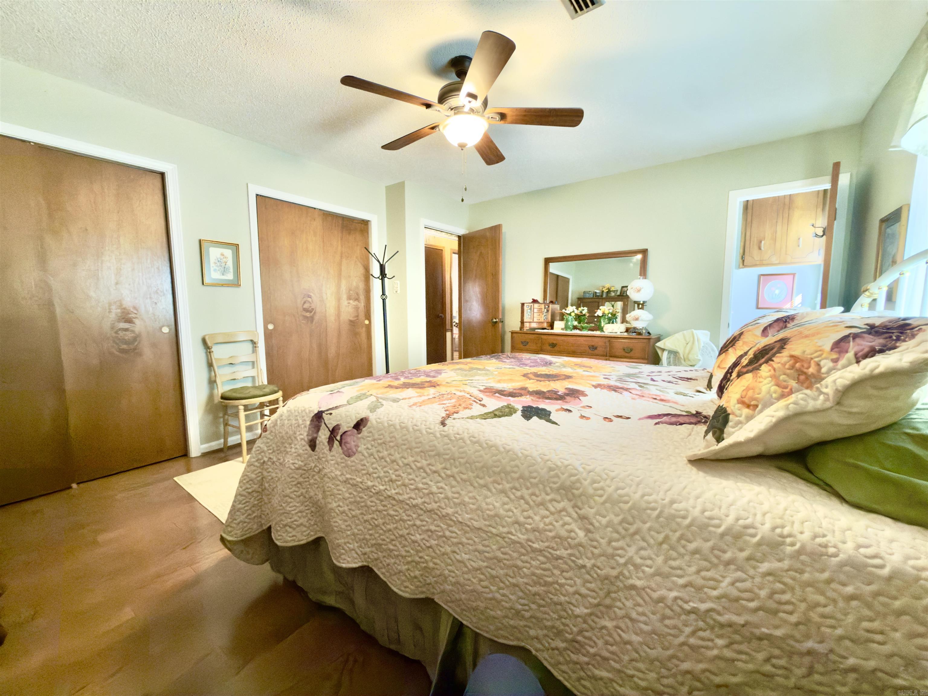 HIDDEN VALLEY - Residential