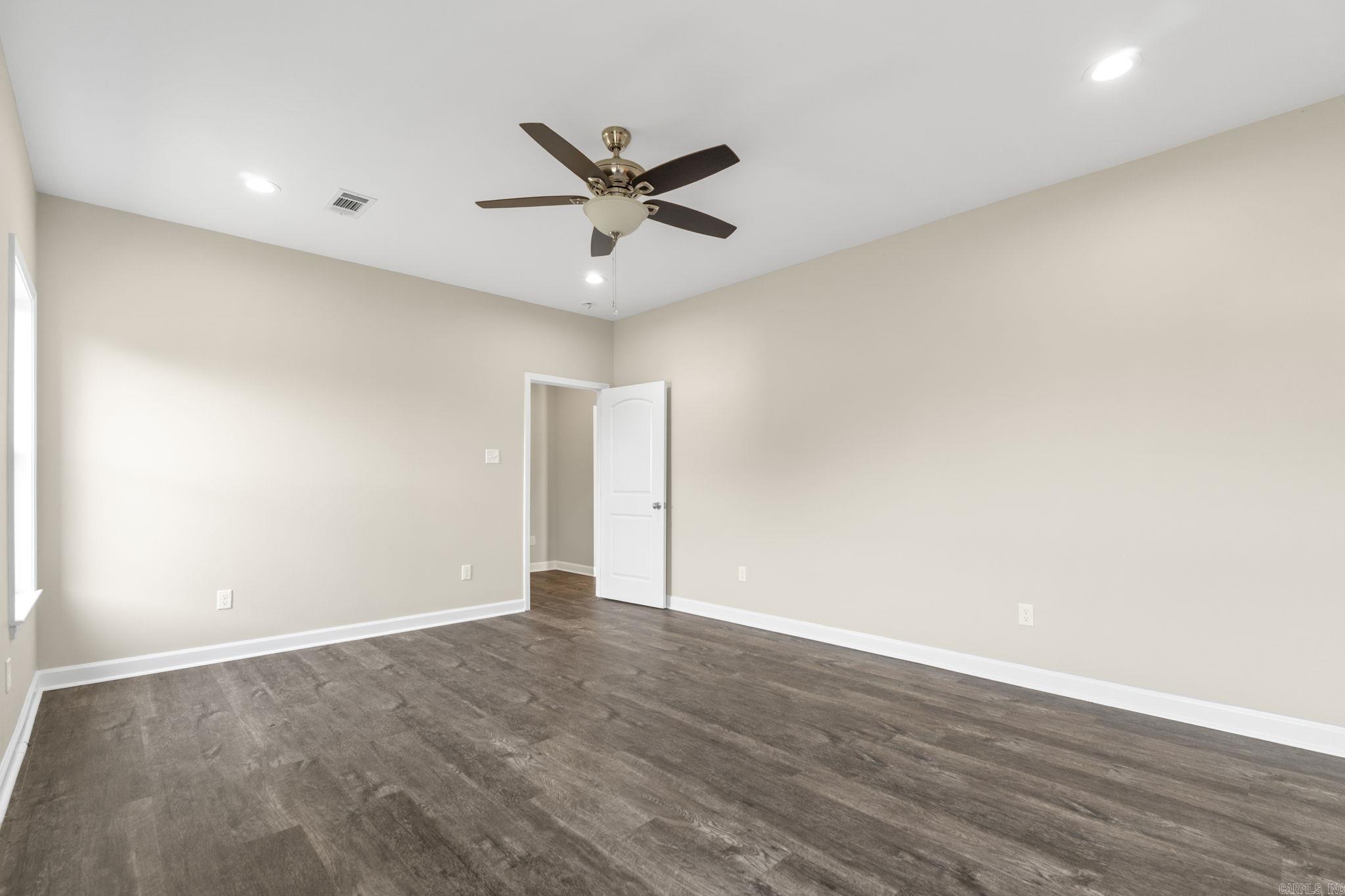 THE RIVER PLANTATION PH-VII, FIN - Residential