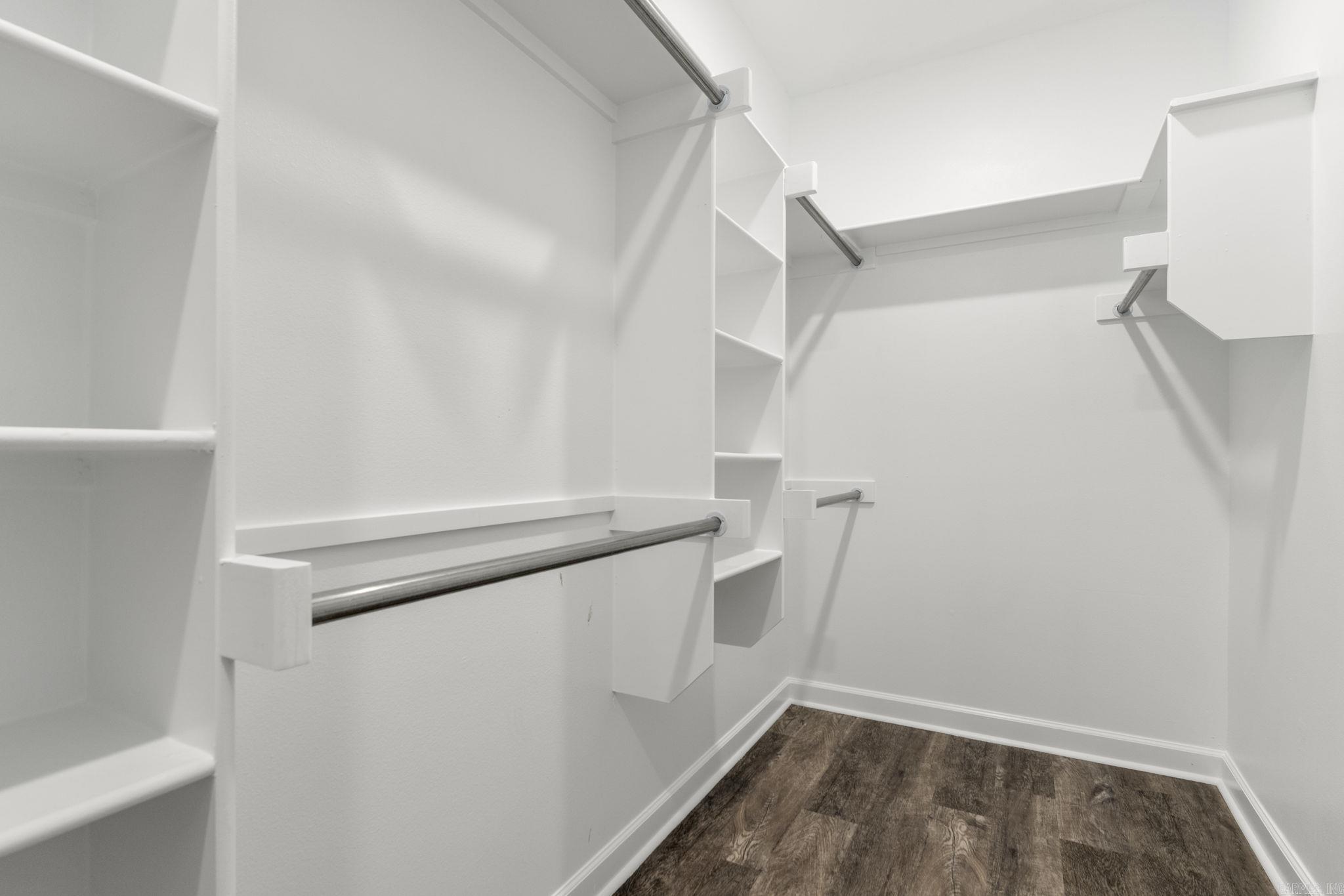 THE RIVER PLANTATION PH-VII, FIN - Residential