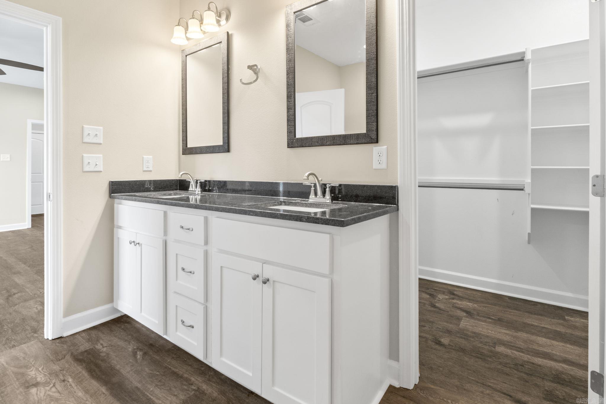 THE RIVER PLANTATION PH-VII, FIN - Residential