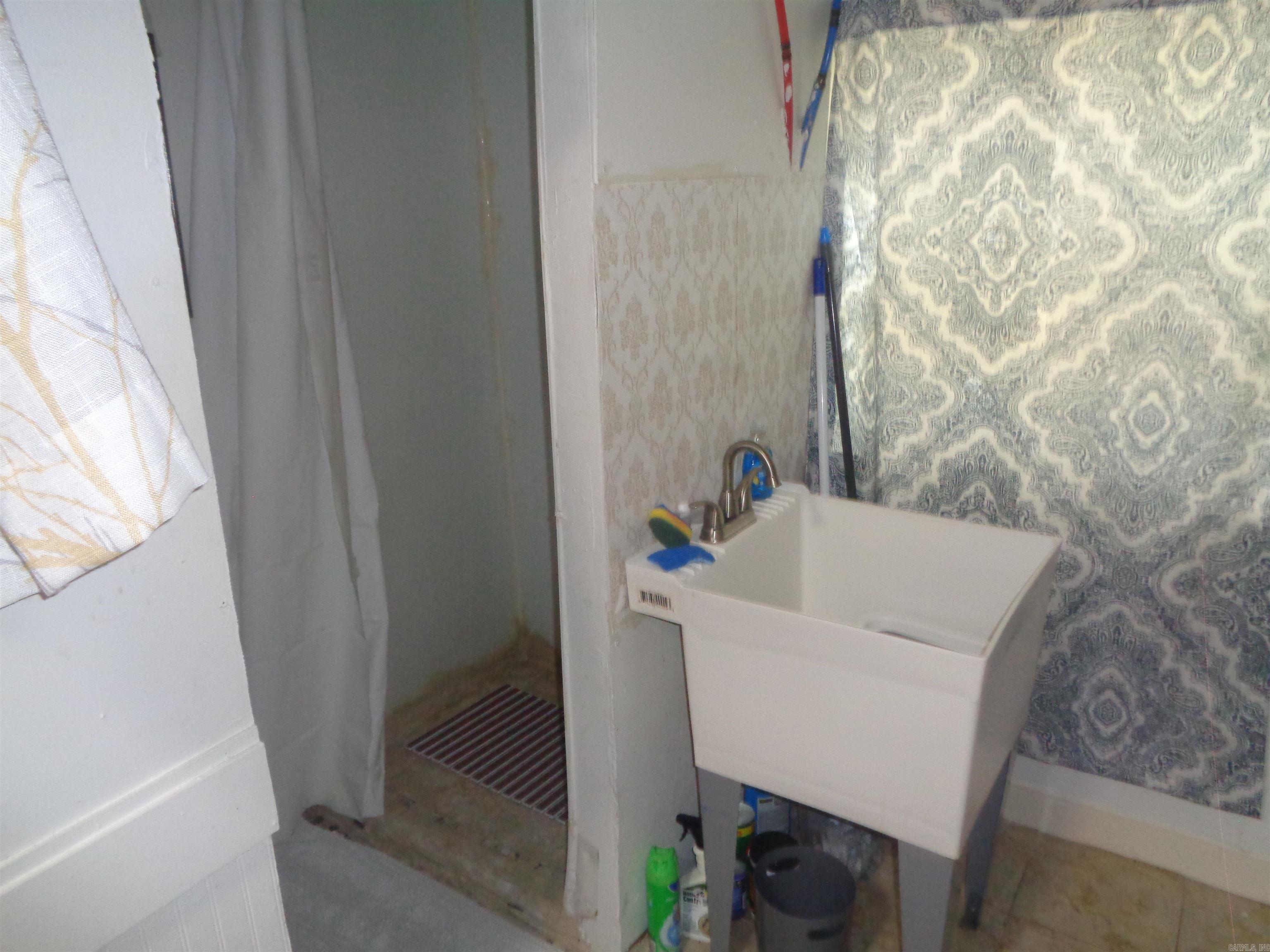 W & P`S - Residential