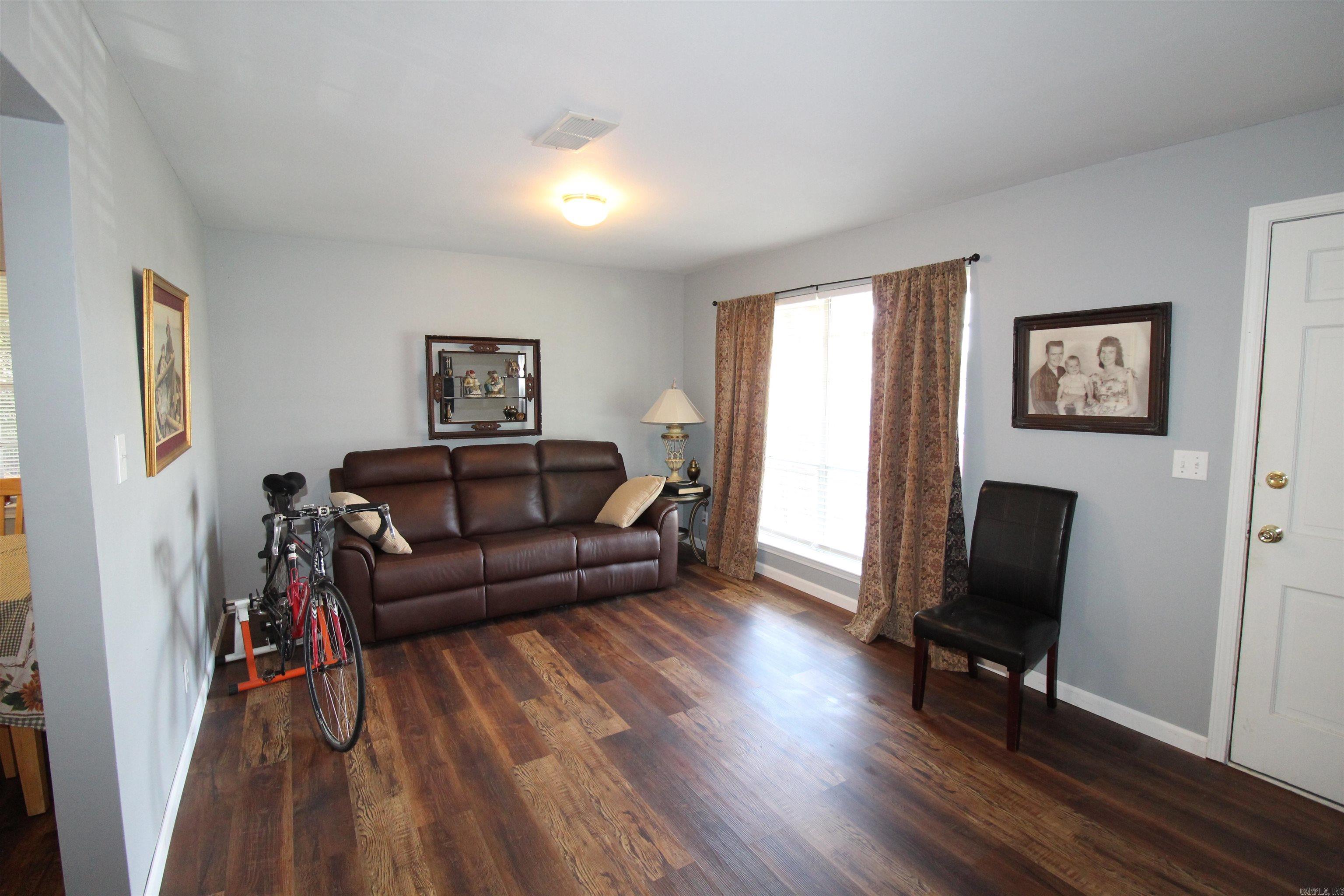 PINE GROVE NORTH ADDN - Residential