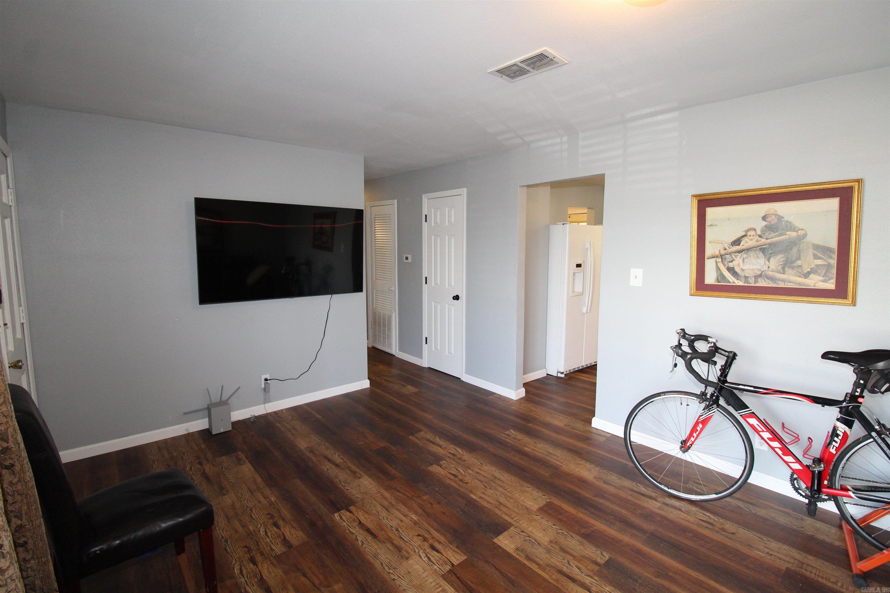 PINE GROVE NORTH ADDN - Residential