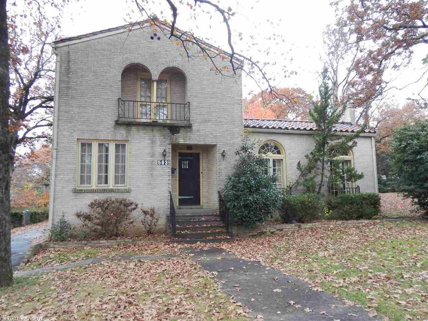 Great estate home on extra lot. 800 sqft. apartment over garage and workshop. In the heart of Park Hill on historic Skyline Drive.