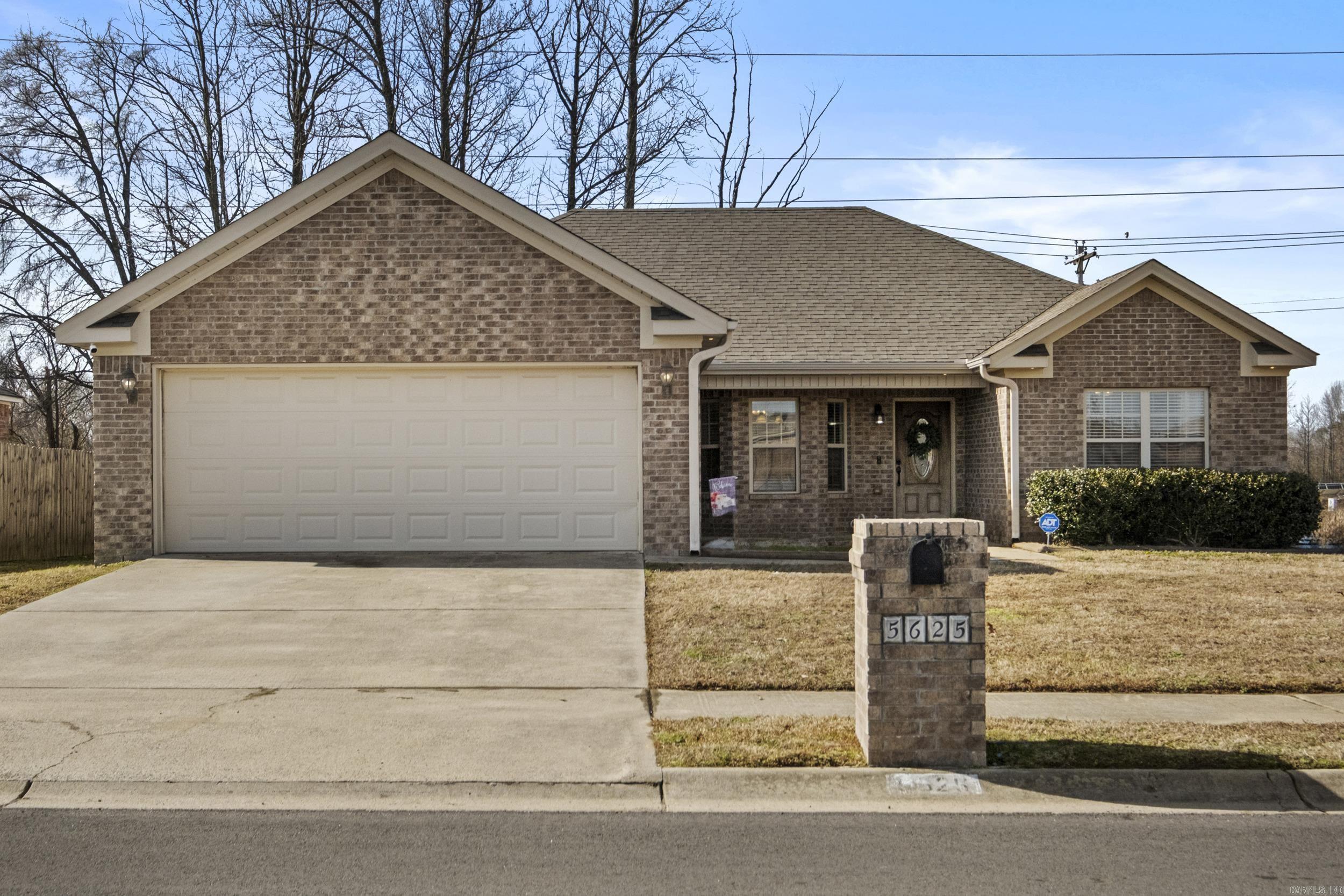 TRAMMEL ESTATES - Residential