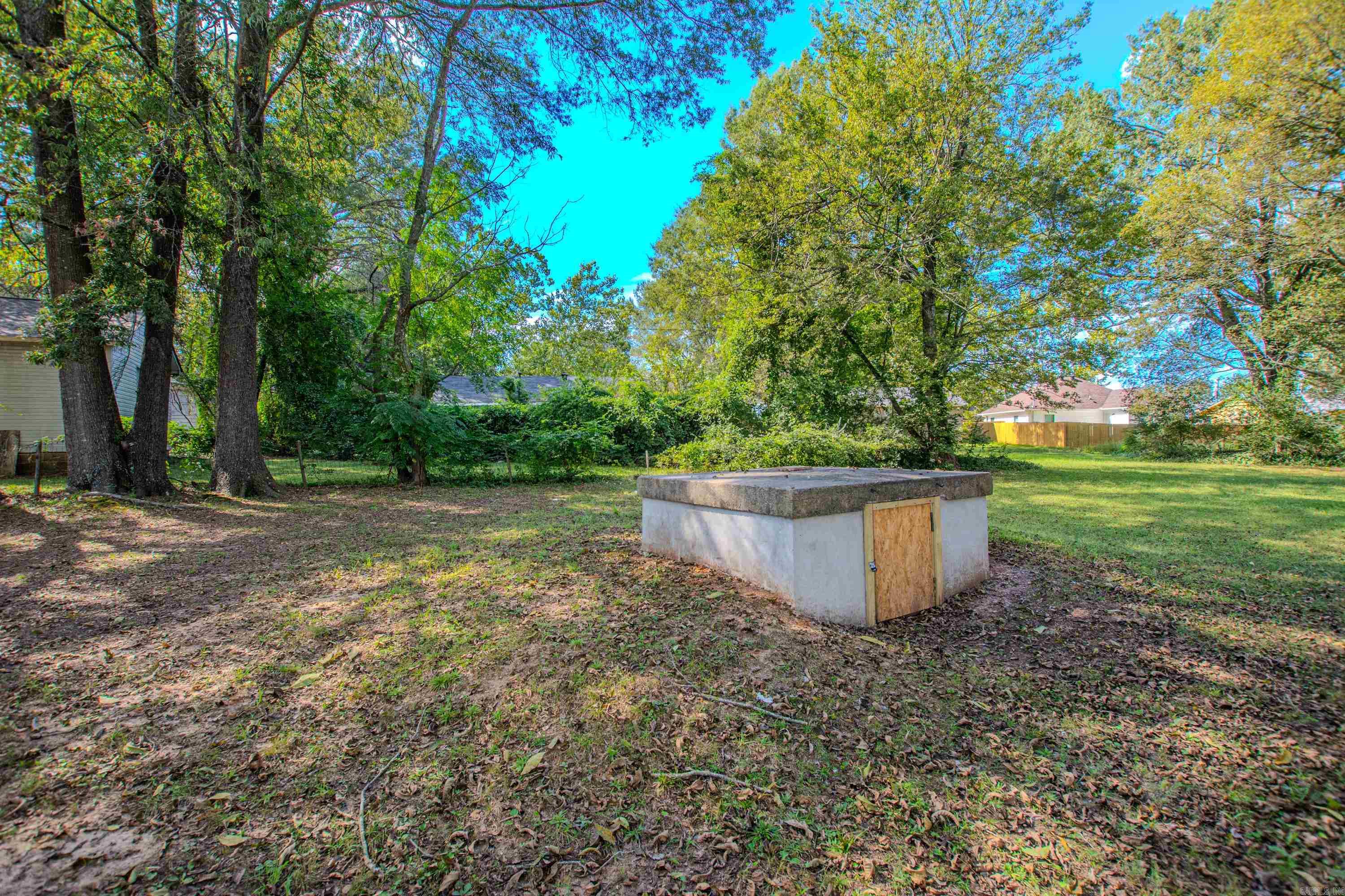 SUNNYSIDE HILLS ADDN TO JACK - Residential