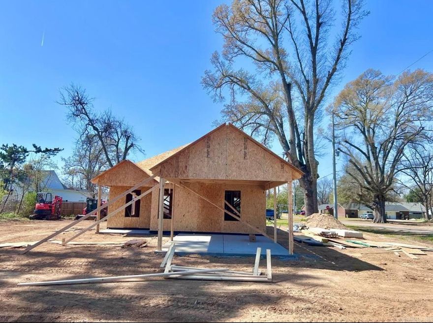 Check out this New Construction in Wynne AR. You will find this all electric approximately 1250 sq ft. home with engineered wood siding exterior, 3 bedrooms, 2 full baths, LVP in the open living/kitchen area, carpet in bedrooms, and tile floor in the bathrooms. You will see beautiful quartz countertops in the kitchen; microwave, dishwasher, garbage disposal and the stove. You may still have time to pick out paint color if you act now. Call for more information.