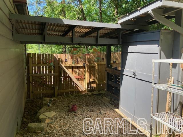 HILLSIDE - Residential