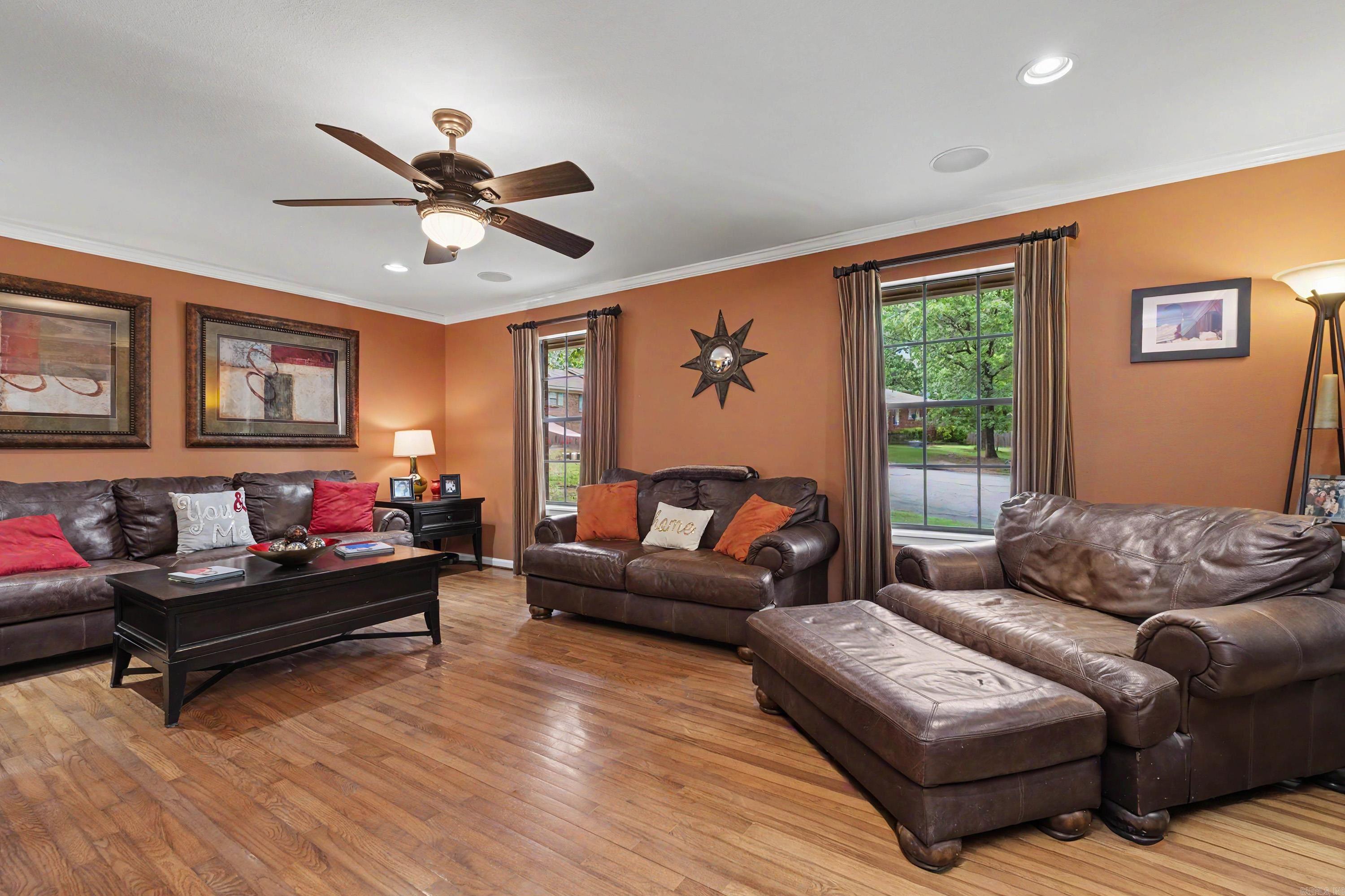 PLEASANT VIEW - Residential