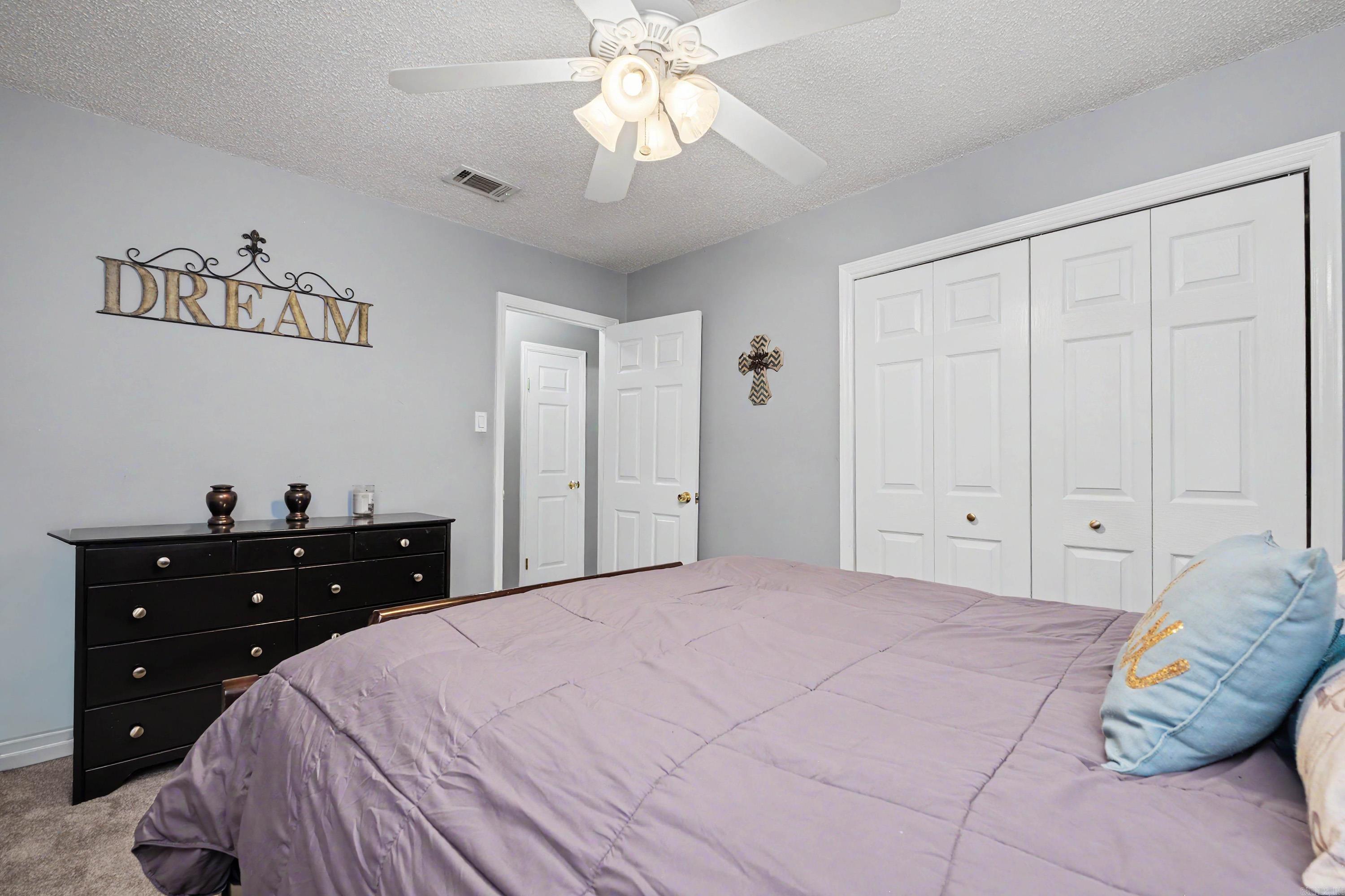 PLEASANT VIEW - Residential