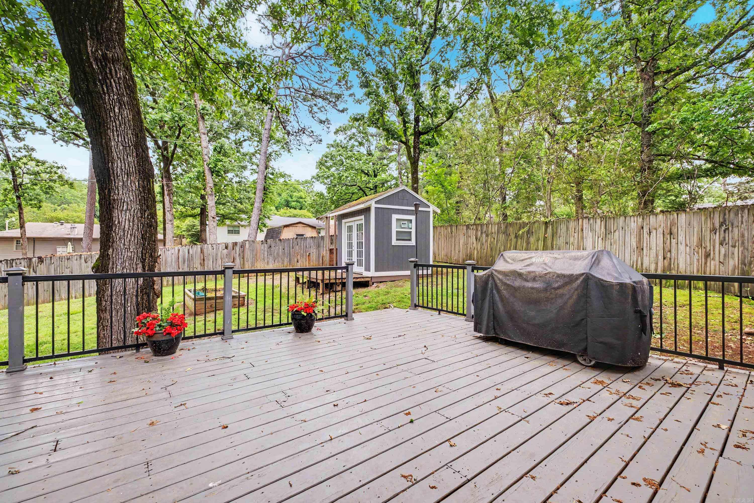 PLEASANT VIEW - Residential