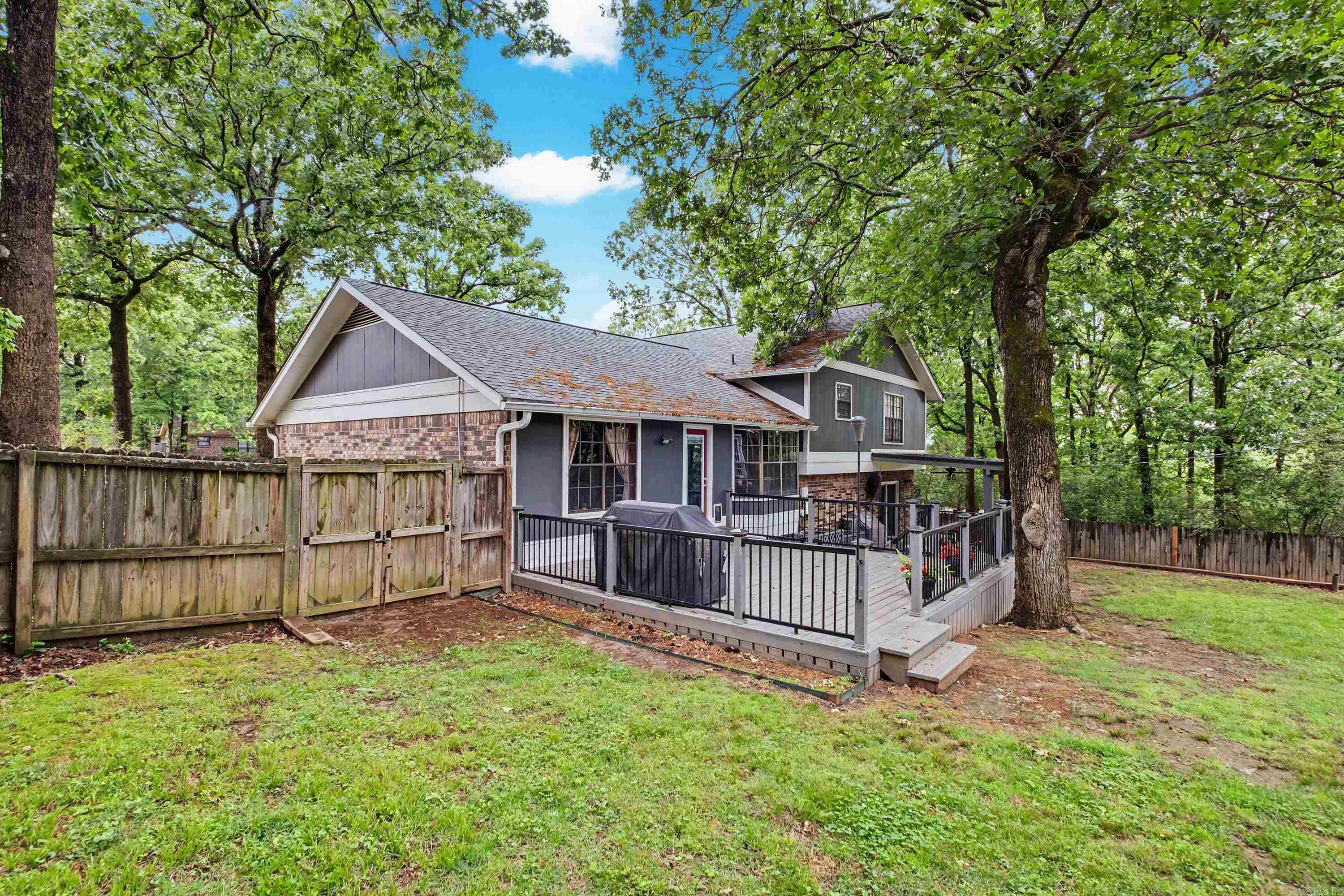 PLEASANT VIEW - Residential