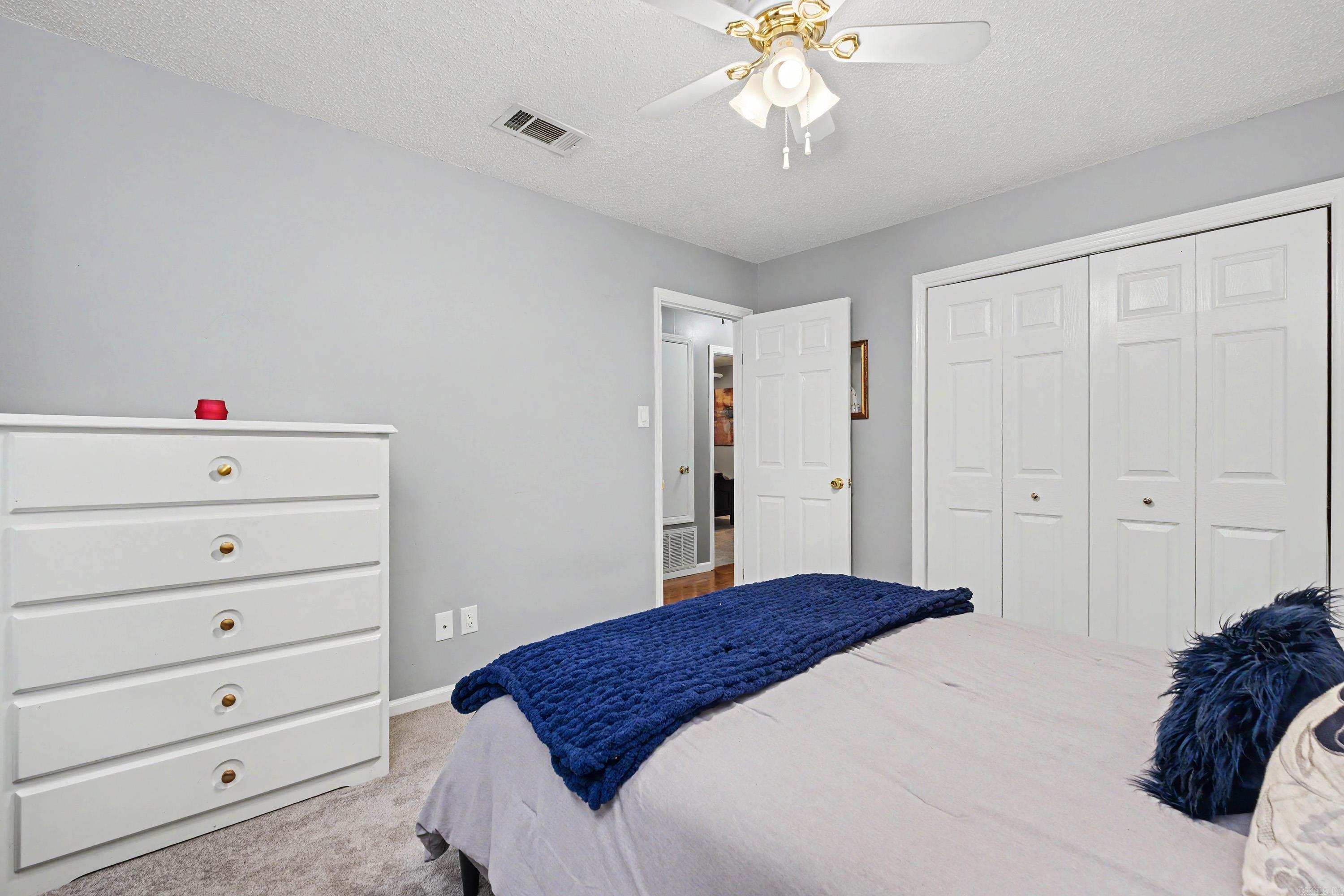 PLEASANT VIEW - Residential