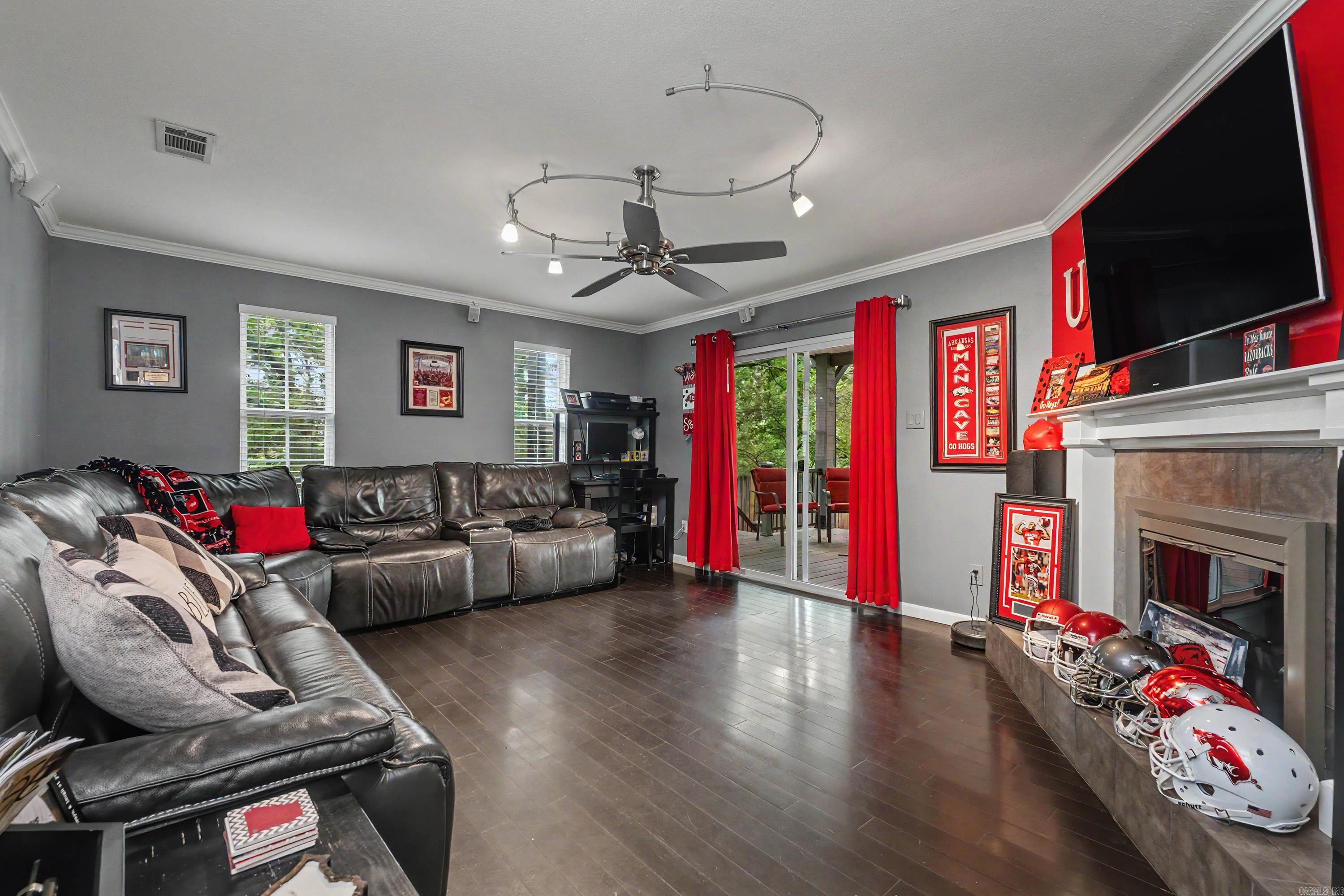 PLEASANT VIEW - Residential