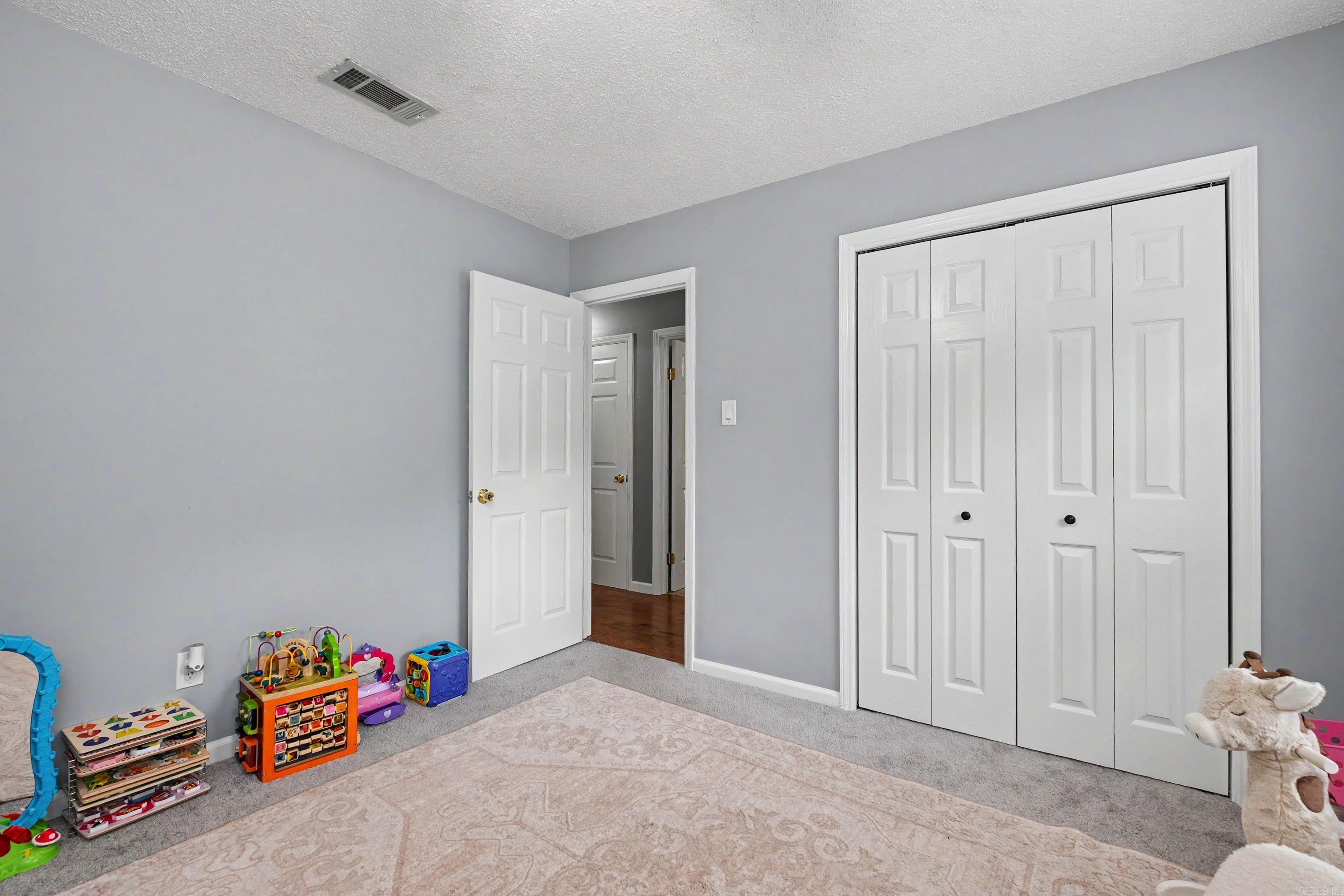 PLEASANT VIEW - Residential