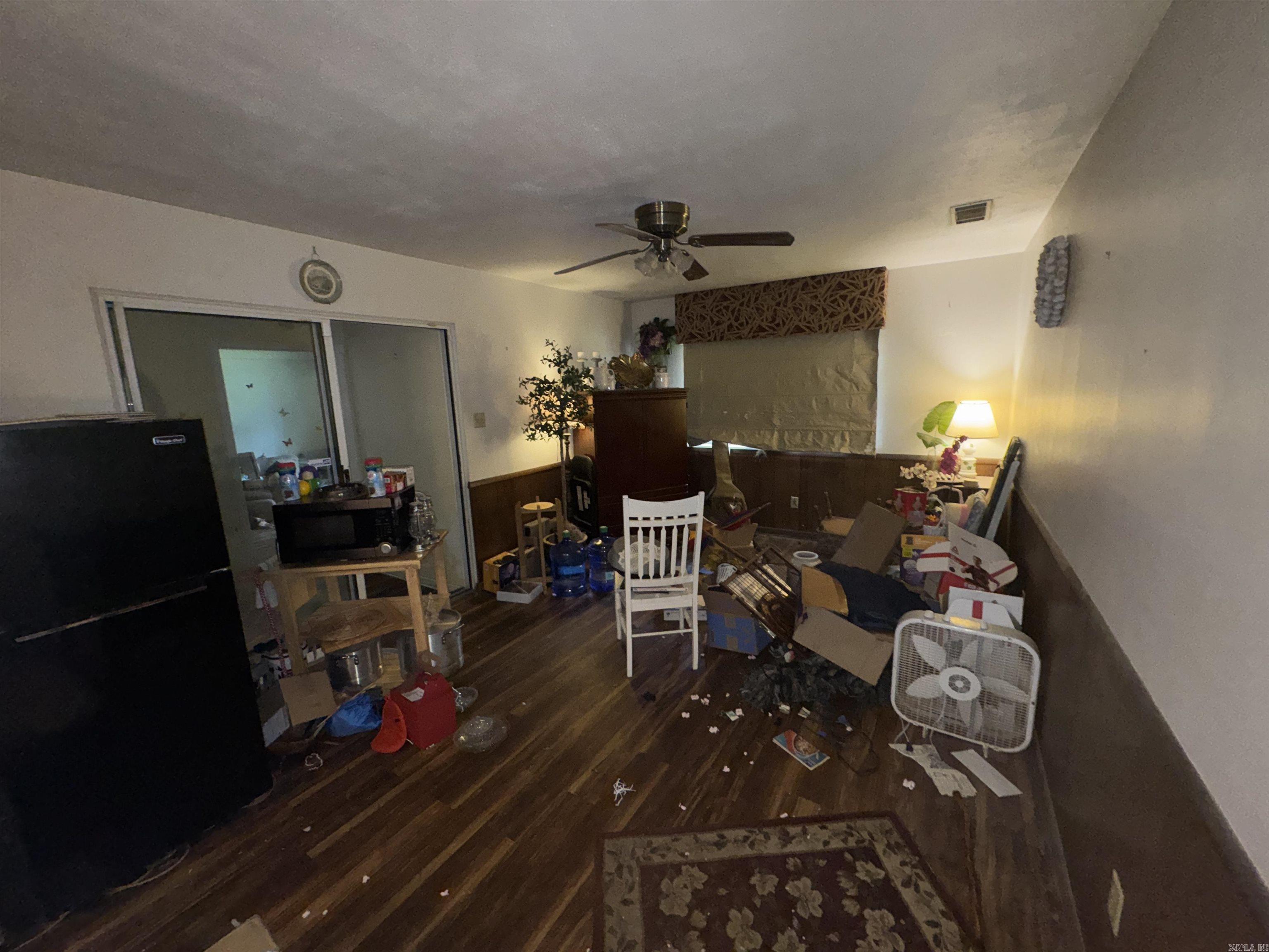 BEVERLY TERR - Residential