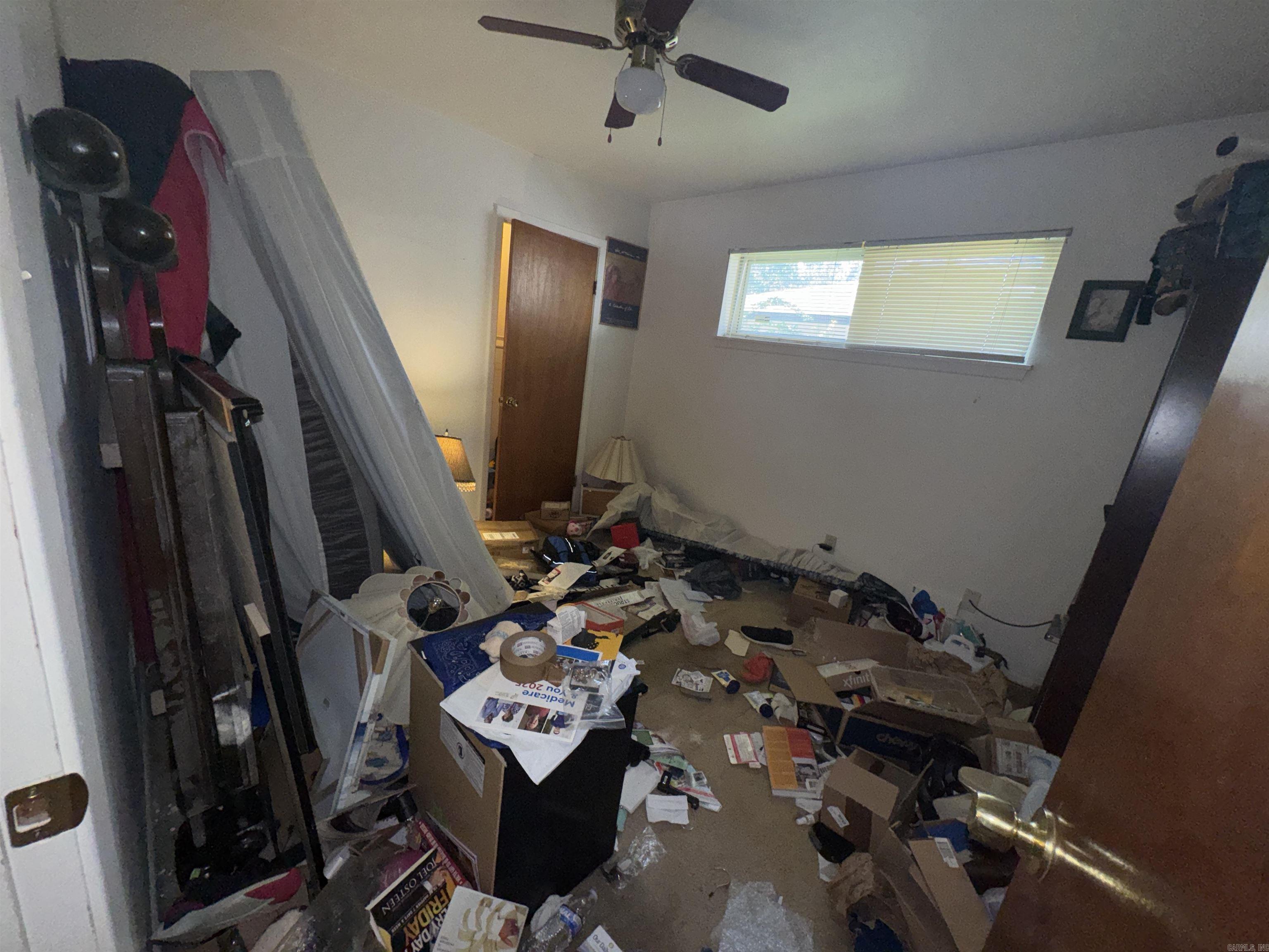 BEVERLY TERR - Residential