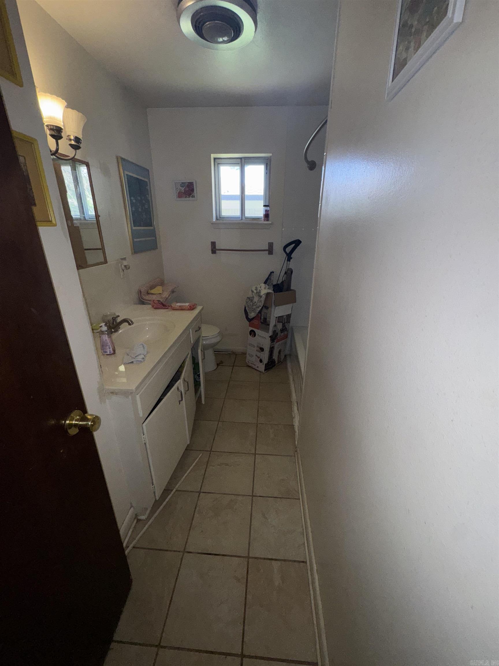 BEVERLY TERR - Residential