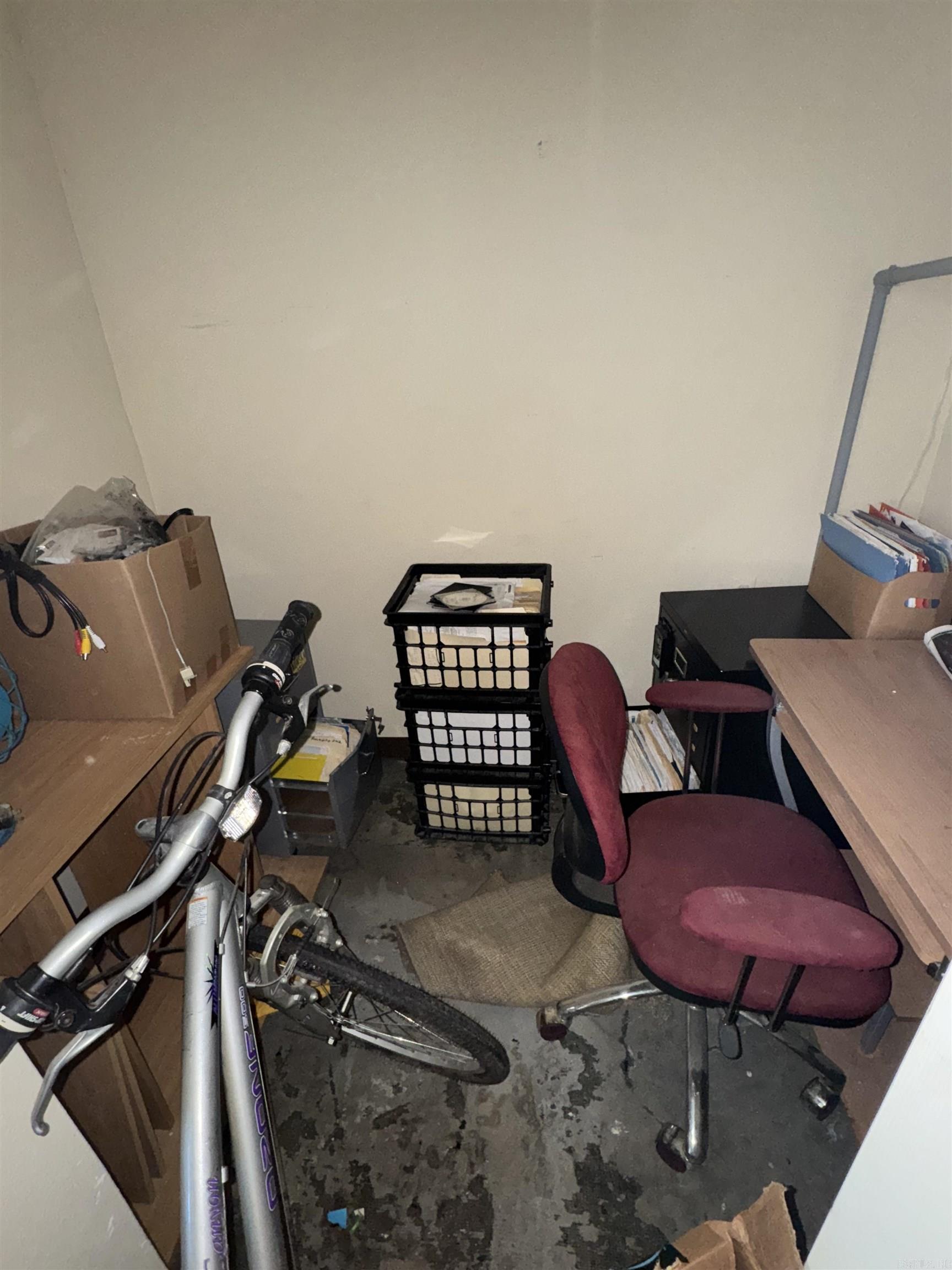 BEVERLY TERR - Residential