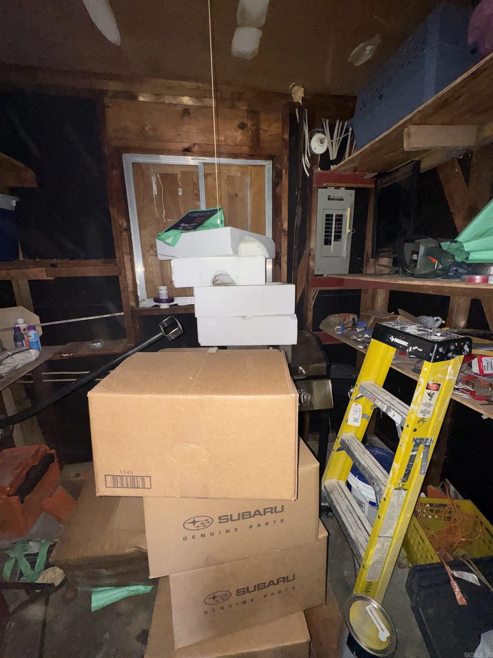 BEVERLY TERR - Residential