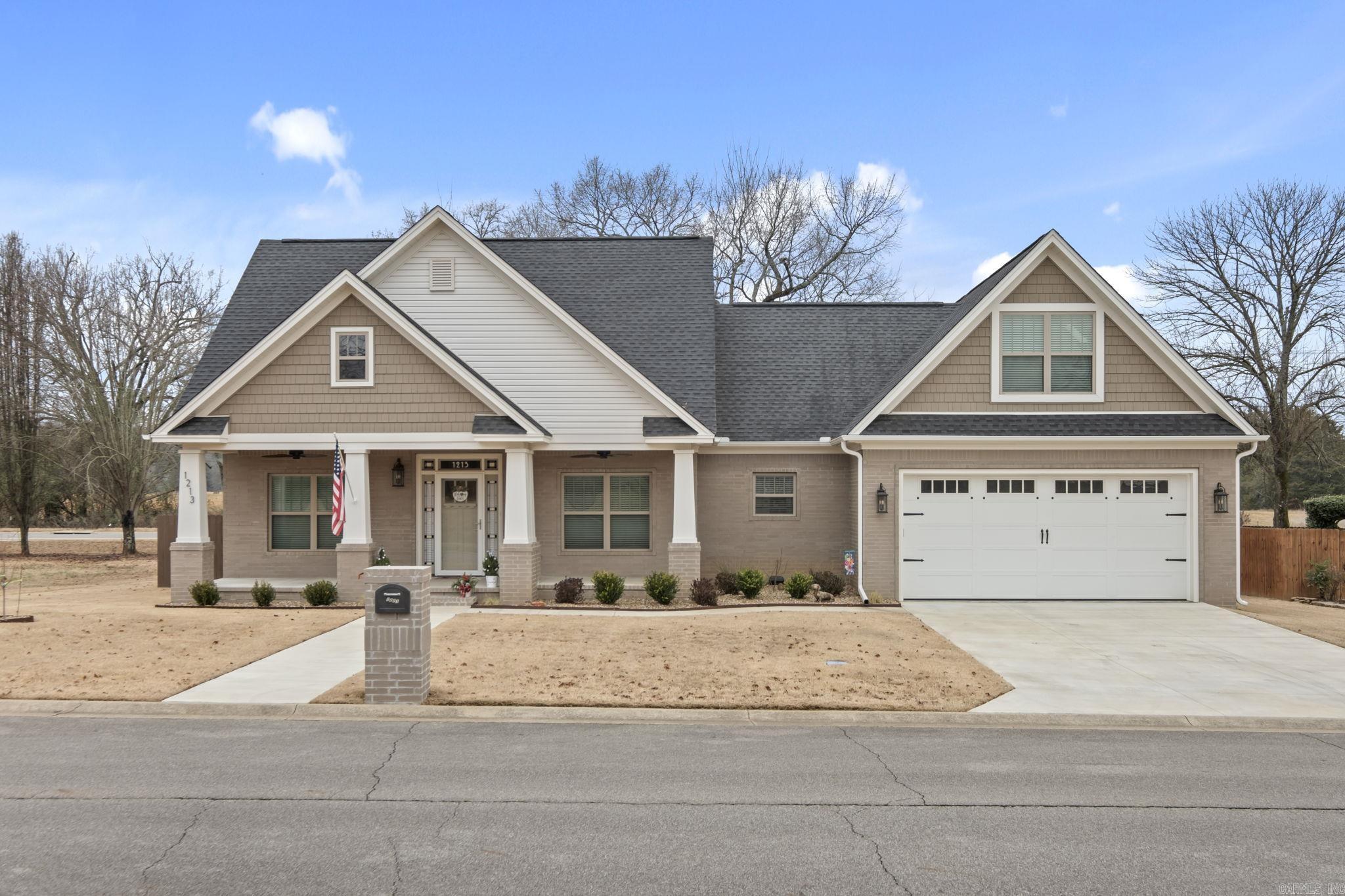 SADDLEBROOK EST - Residential