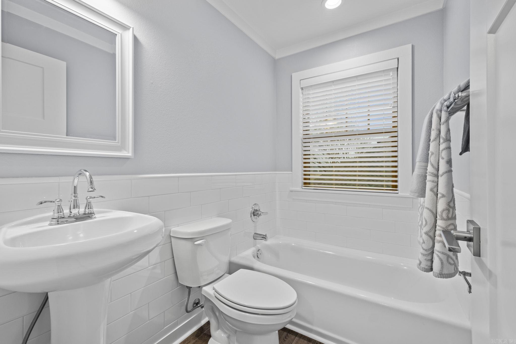 SADDLEBROOK EST - Residential