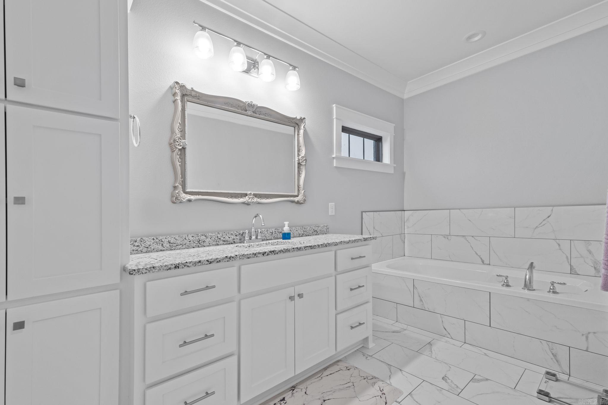 SADDLEBROOK EST - Residential