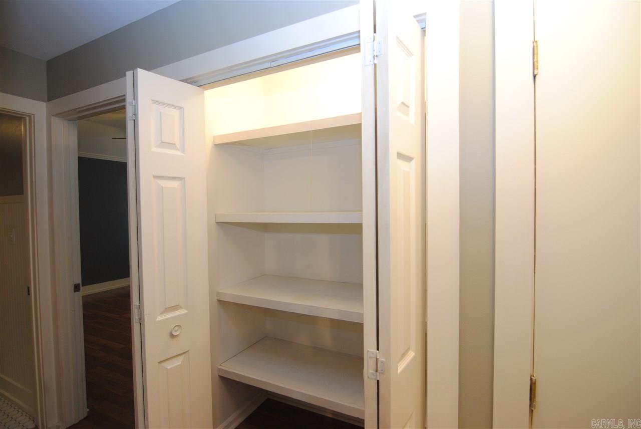 Oakbrook - Residential Lease