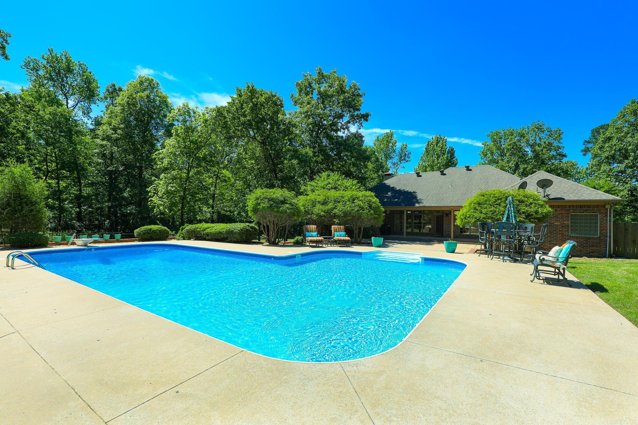 HICKORY CREEK - Residential